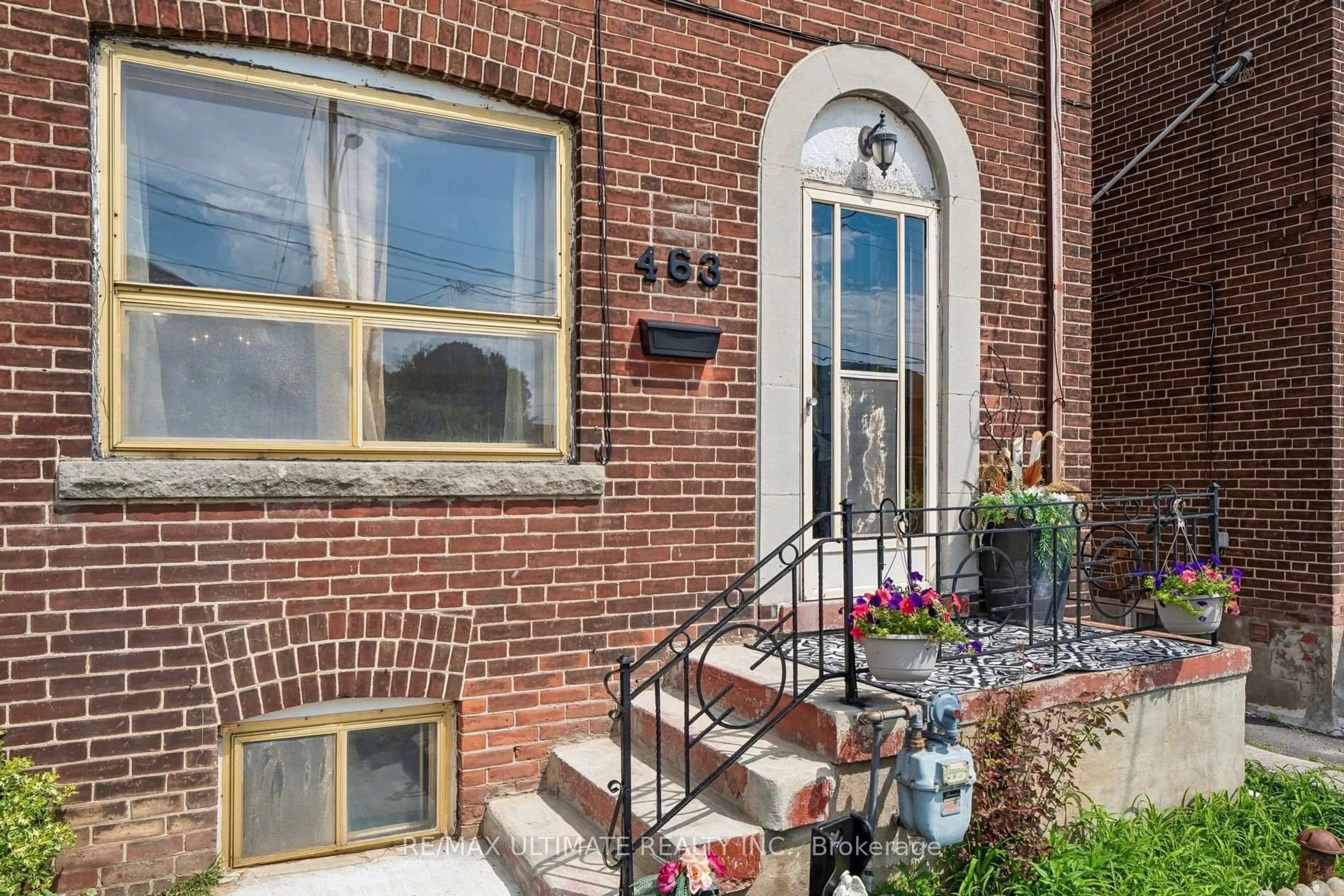 Home with brick exterior material, street for 463 Oakwood Ave, Toronto Ontario M6E 2W4