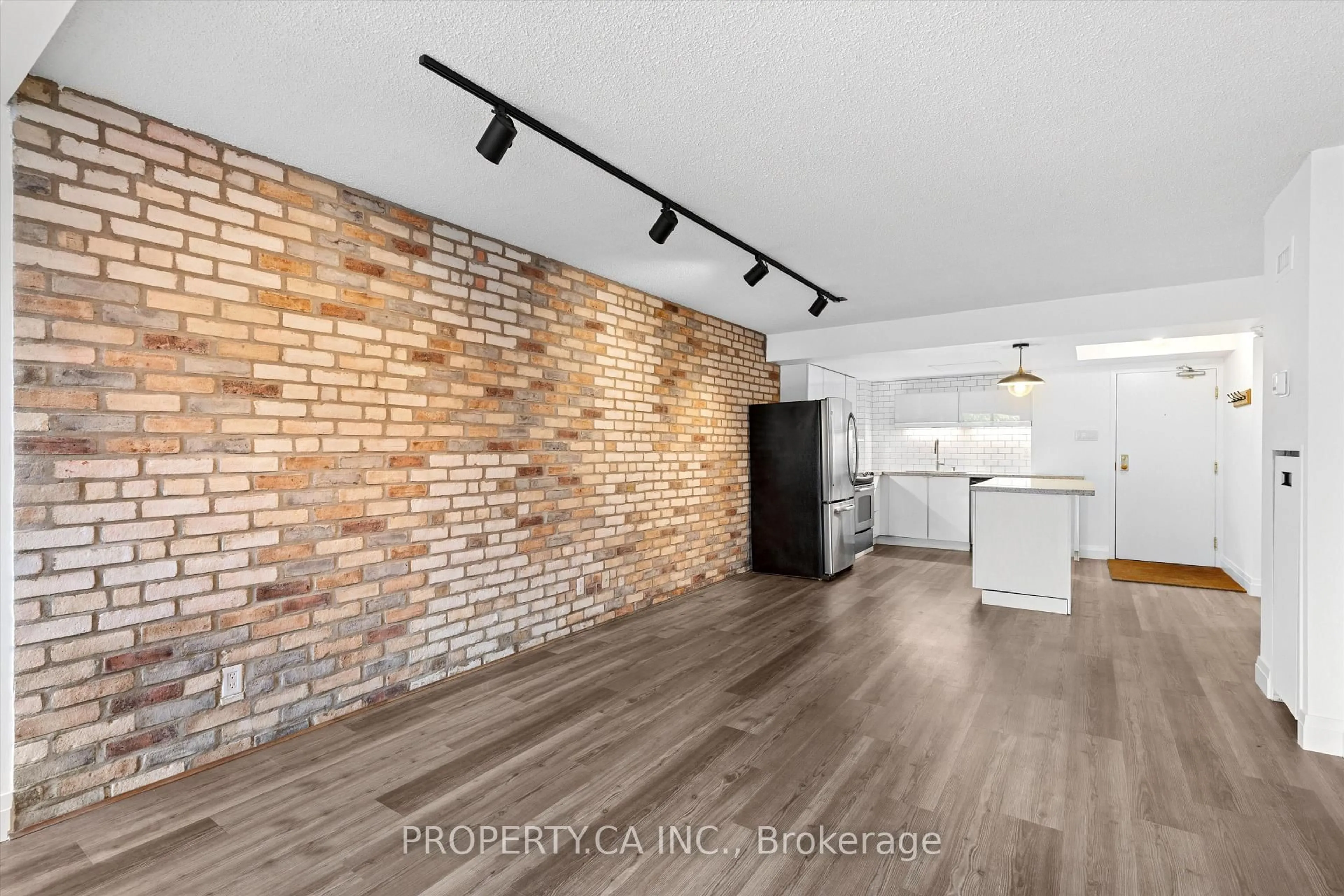 Open concept kitchen, unknown for 456 College St #306, Toronto Ontario M6G 4A3