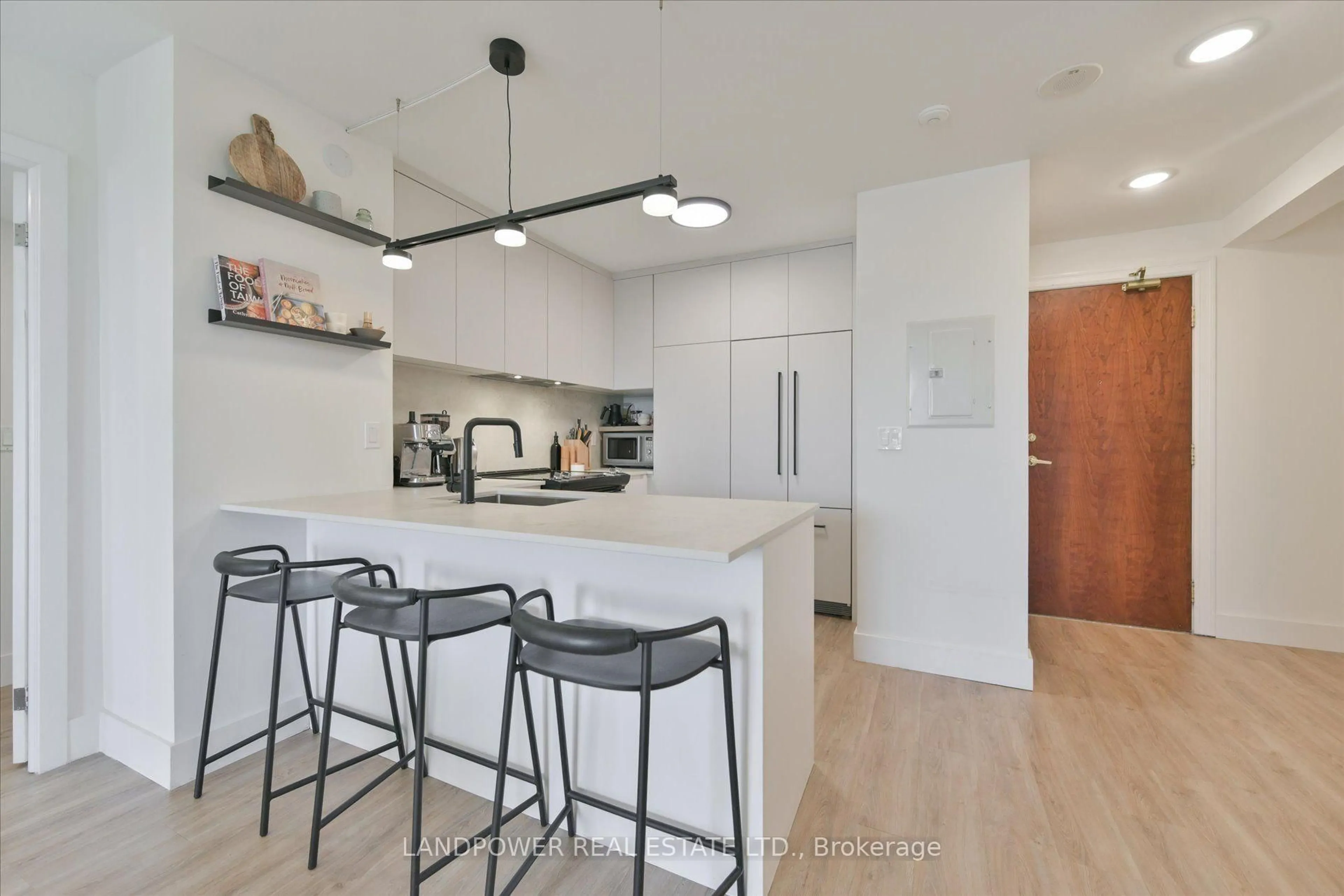 Open concept kitchen, unknown for 18 Kenaston Gdns #503, Toronto Ontario M2K 1G8