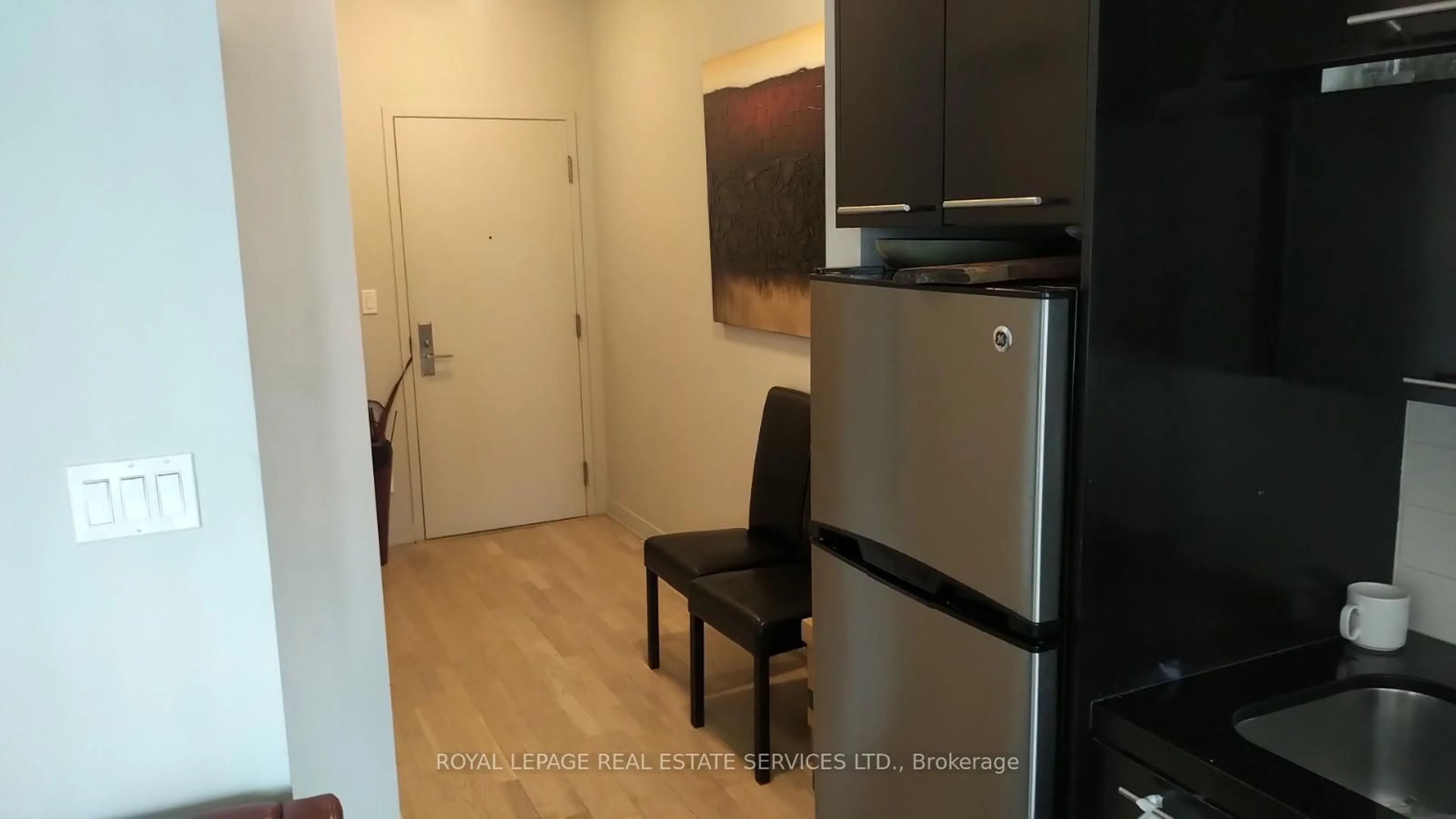 Unknown for 126 Simcoe St #1609, Toronto Ontario M5H 4E6