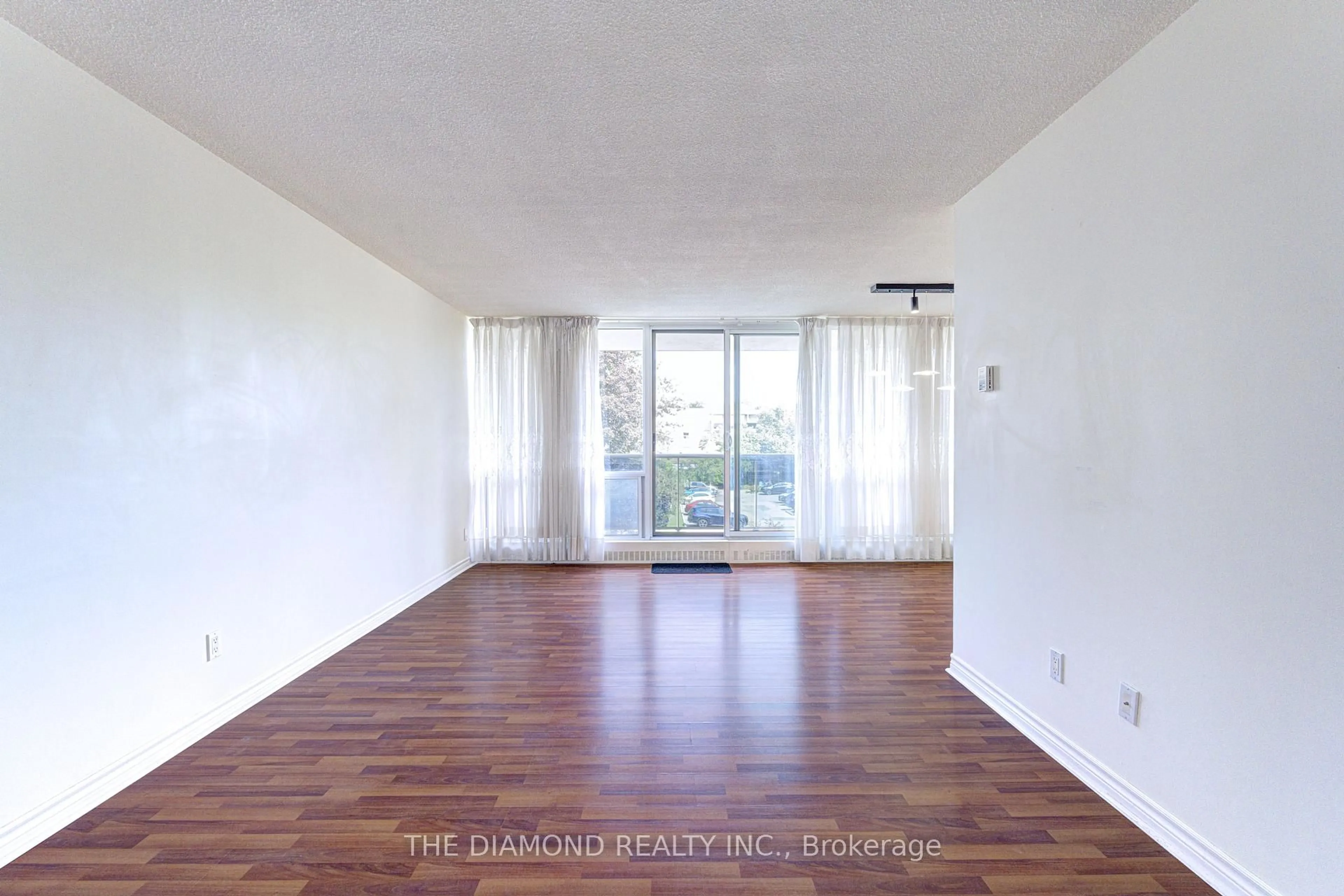 A pic of a room for 40 Sunrise Ave #301, Toronto Ontario M4A 2R4