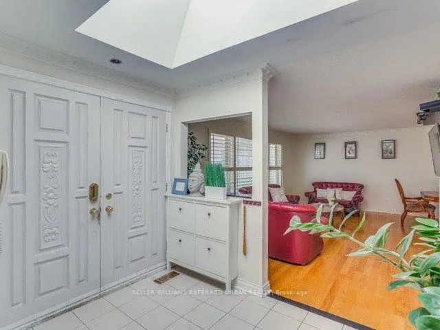 62 Northdale Rd, Toronto 3