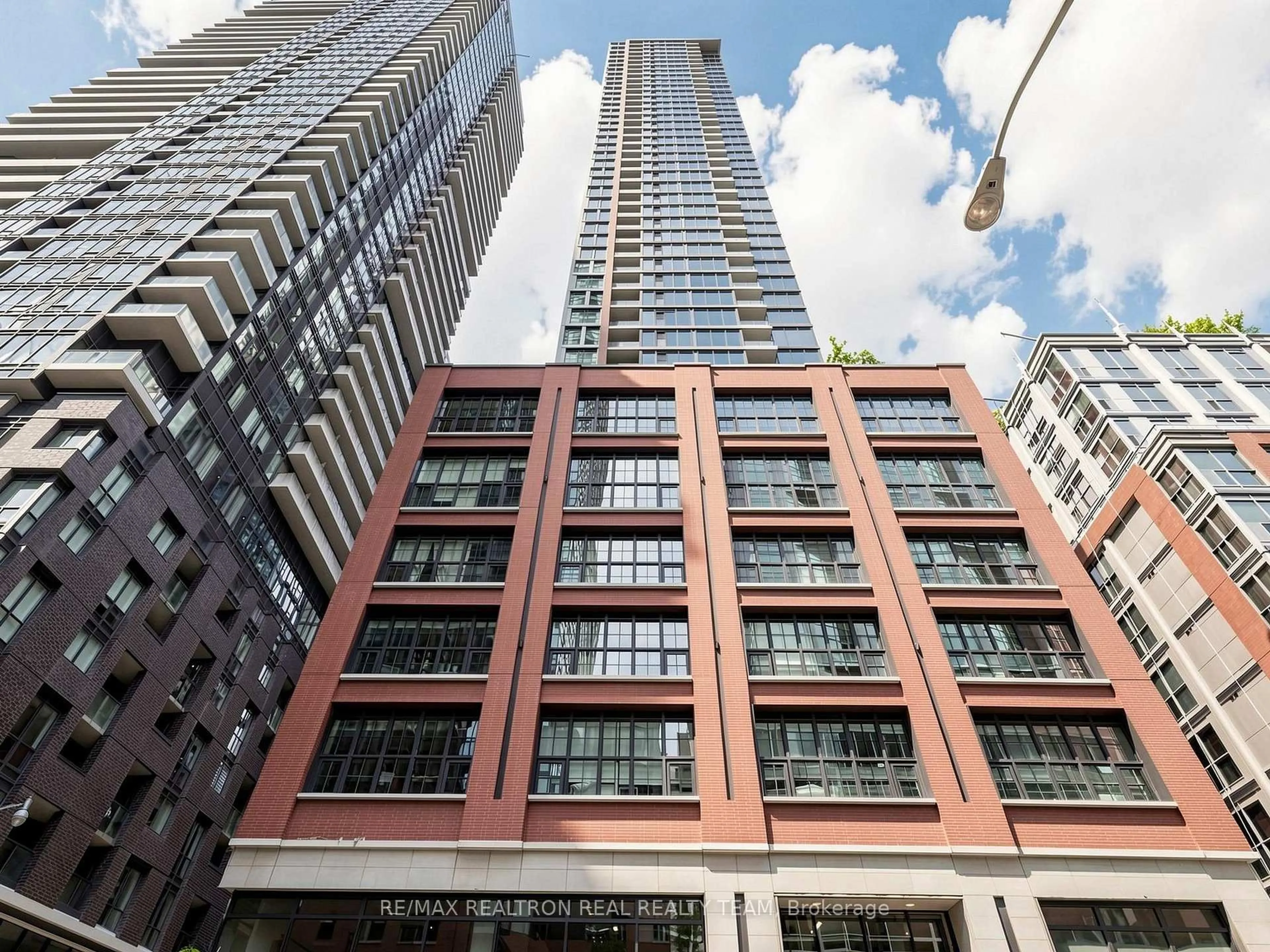 Unknown for 55 Mercer St #2807, Toronto Ontario M5V 1H3