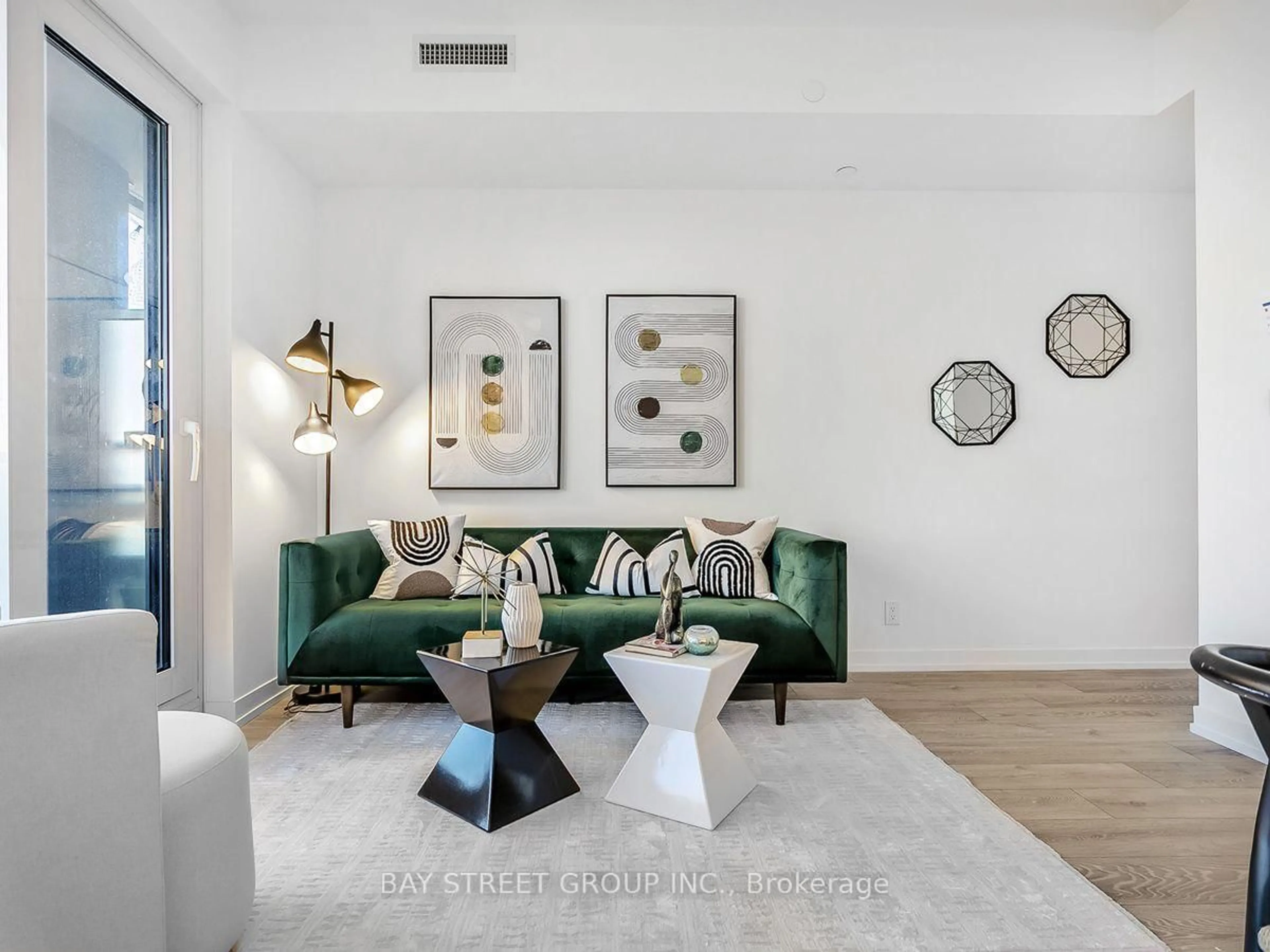 Living room with furniture, unknown for 2020 Bathurst St #1812, Toronto Ontario M5P 0A6