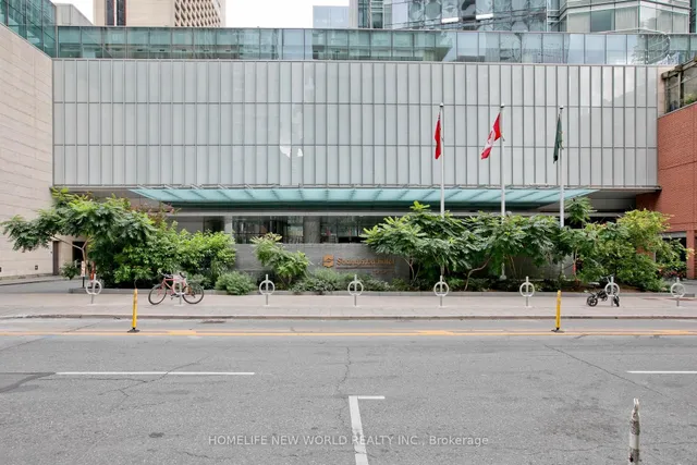 180 University Ave #5008, Toronto 3