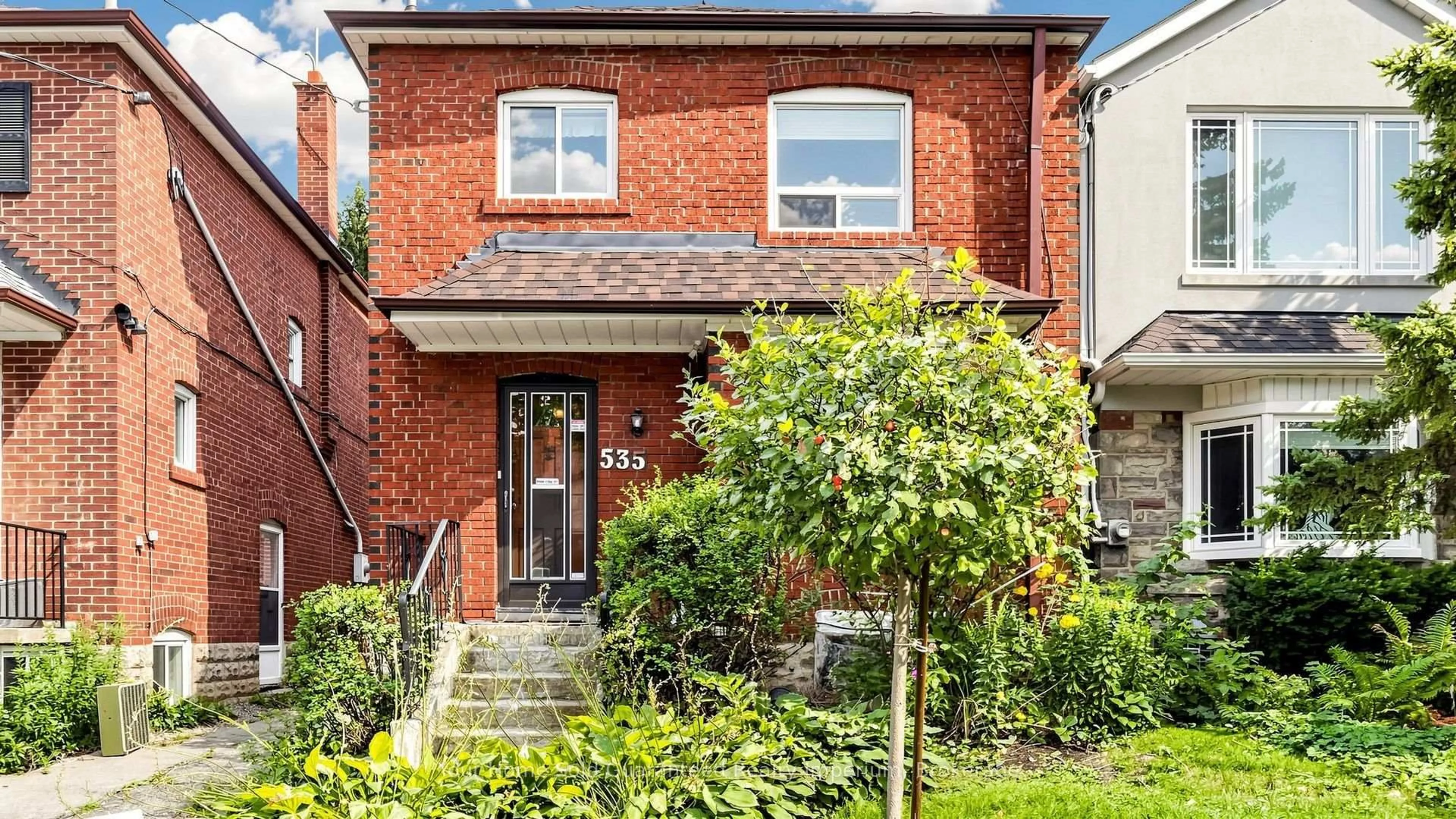 Home with brick exterior material, street for 535 Soudan Ave, Toronto Ontario M4S 1X1