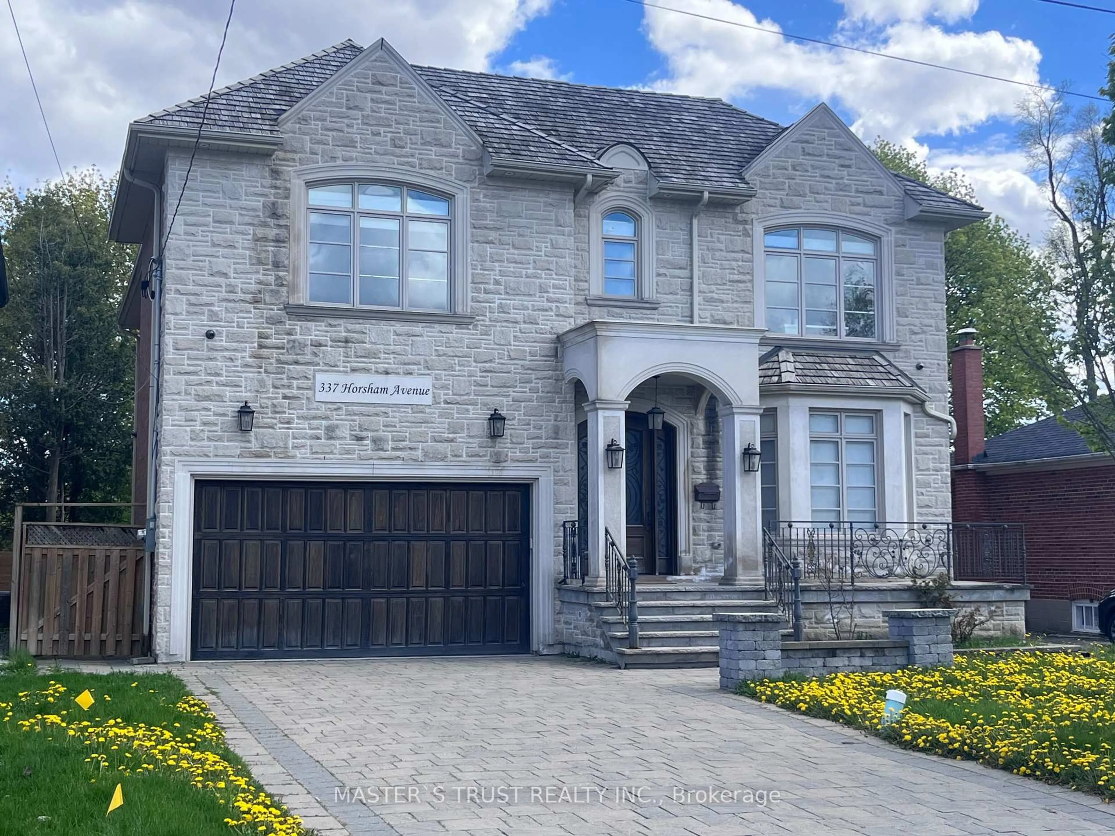 Home with brick exterior material, street for 337 Horsham Ave, Toronto Ontario M2R 1G9