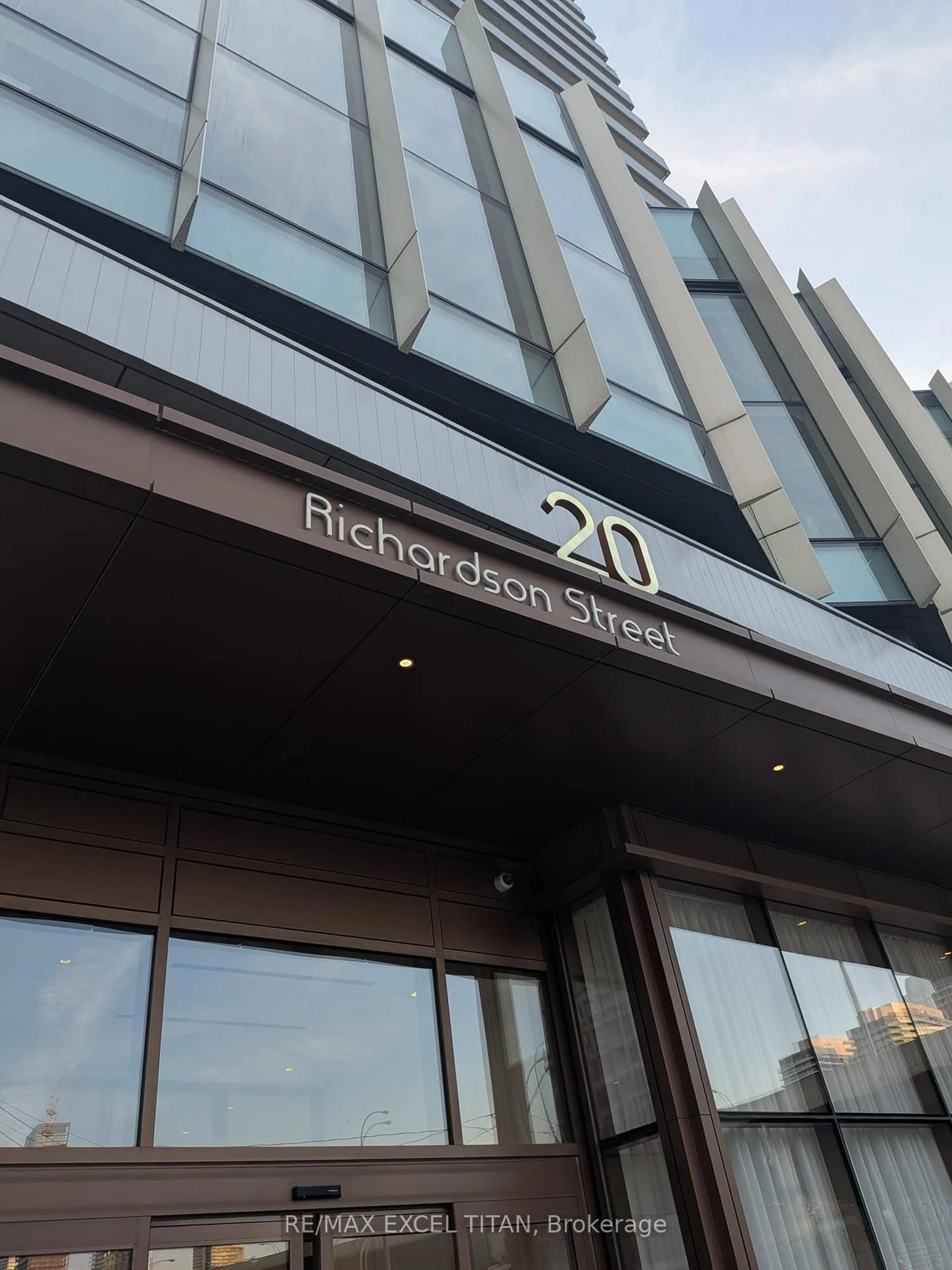 Unknown for 20 Richardson St #3101, Toronto Ontario M5A 0S6
