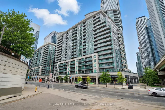 25 Lower Simcoe St #301, Toronto 2