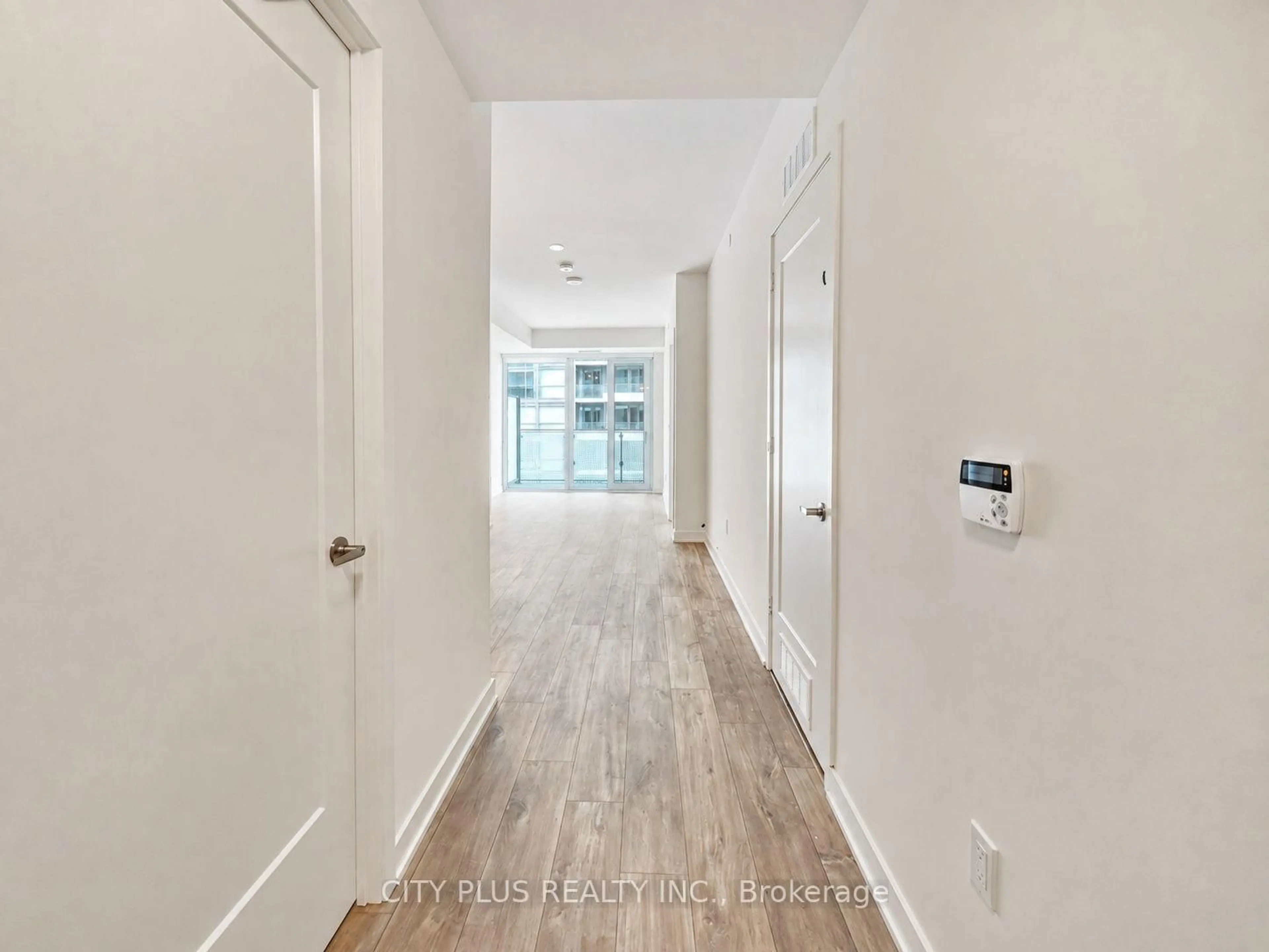 Indoor entryway for 135 Lower Sherbourne St #2621, Toronto Ontario M5A 1Y4