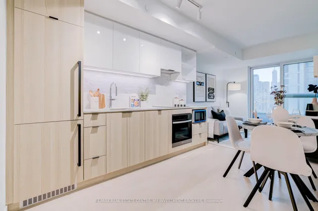 252 Church St #1805, Toronto 5