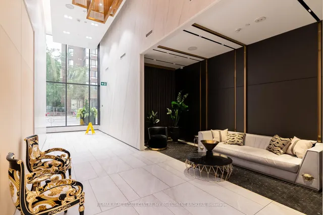 319 Jarvis St #2605, Toronto 4