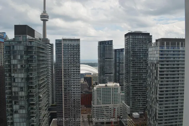 318 Richmond St #3806, Toronto 4