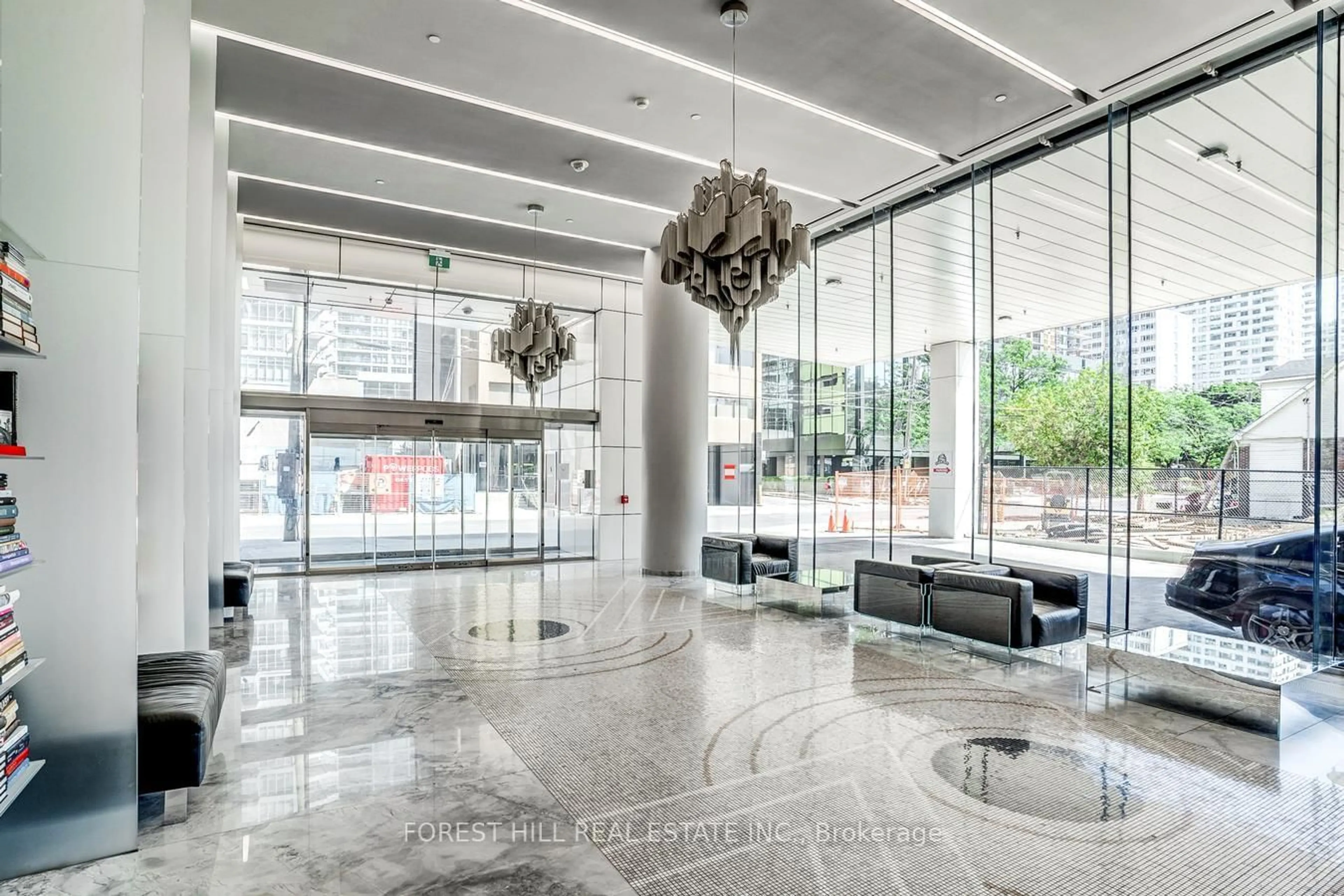 Lobby for 8 Hillsdale Ave #736, Toronto Ontario M4S 0B2