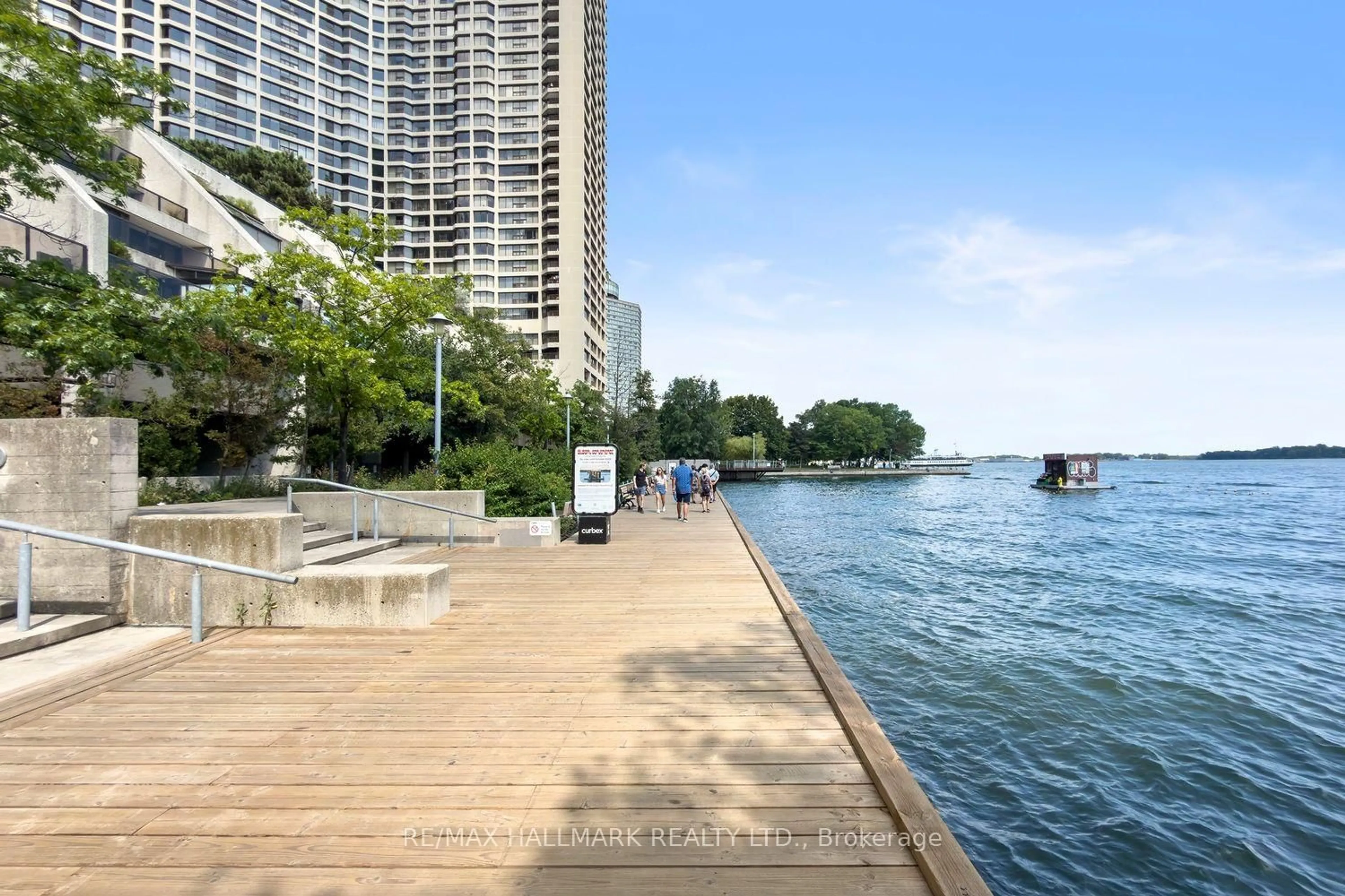 Patio, water/lake/river/ocean view for 77 Harbour Sq #504, Toronto Ontario M5J 2S2