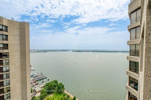 65 Harbour Sq #3403, Toronto 2