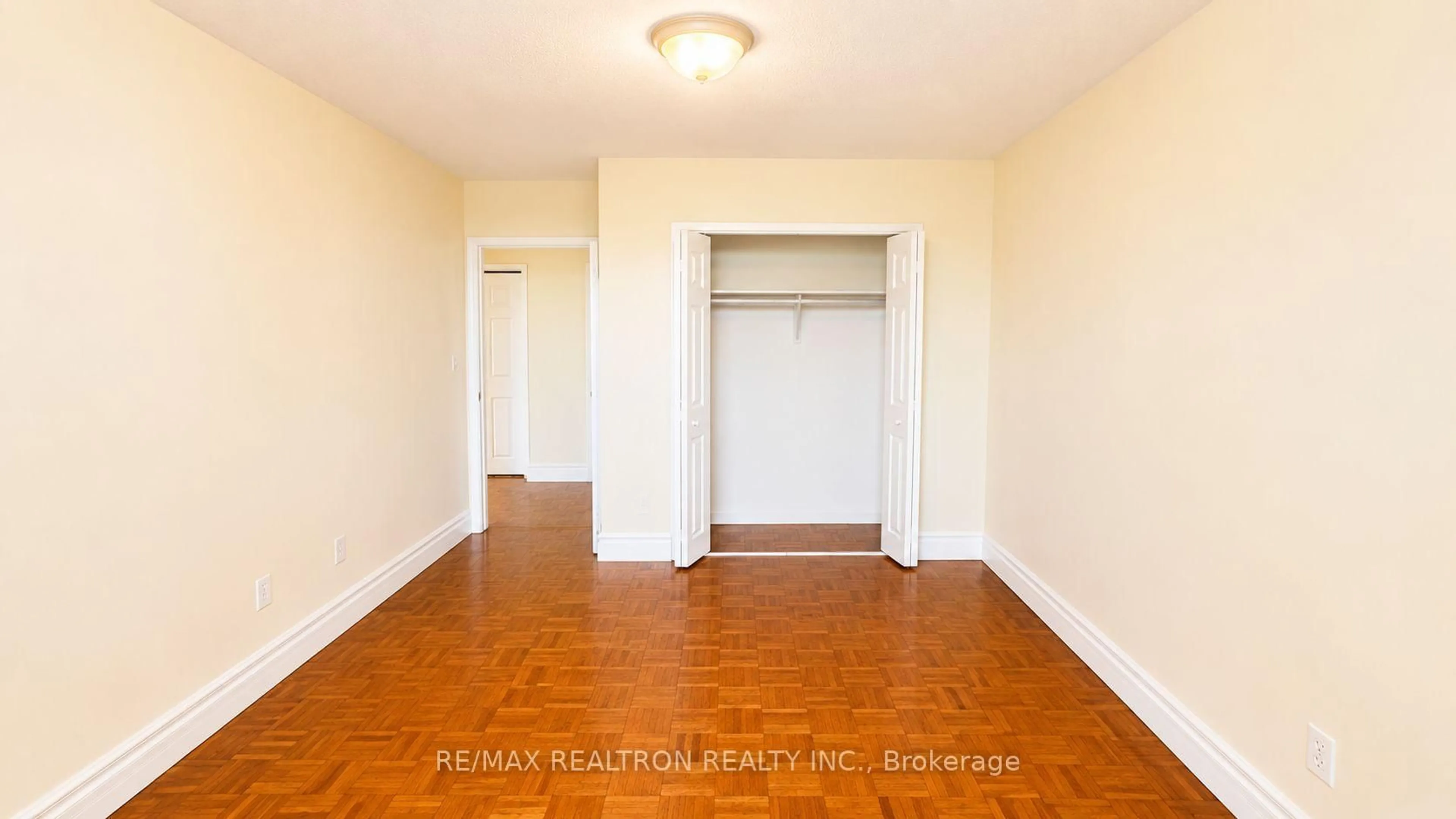 A pic of a room for 5949 Yonge St #304, Toronto Ontario M2M 3V8