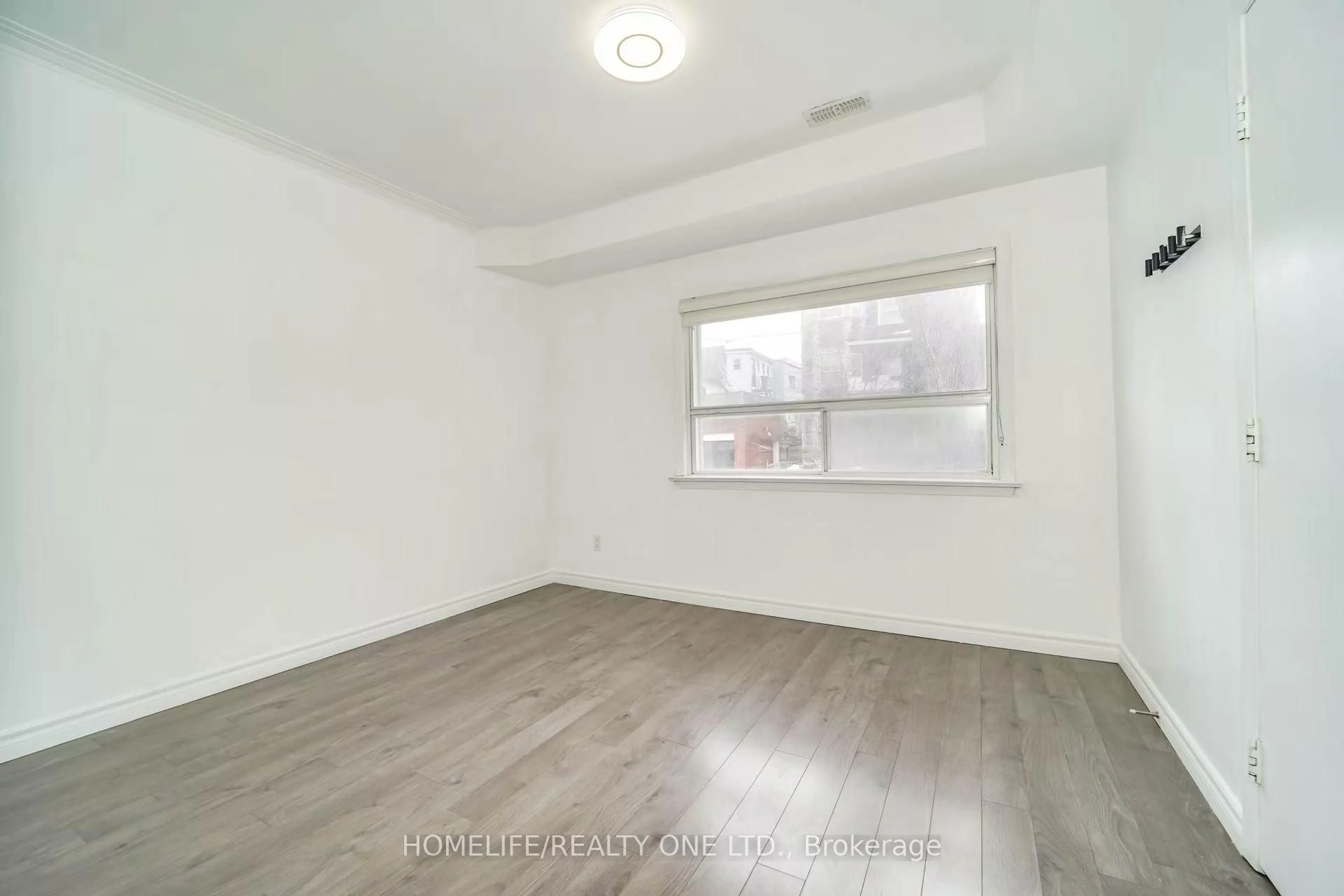 A pic of a room for 104 Benson Ave, Toronto Ontario M6G 2J1