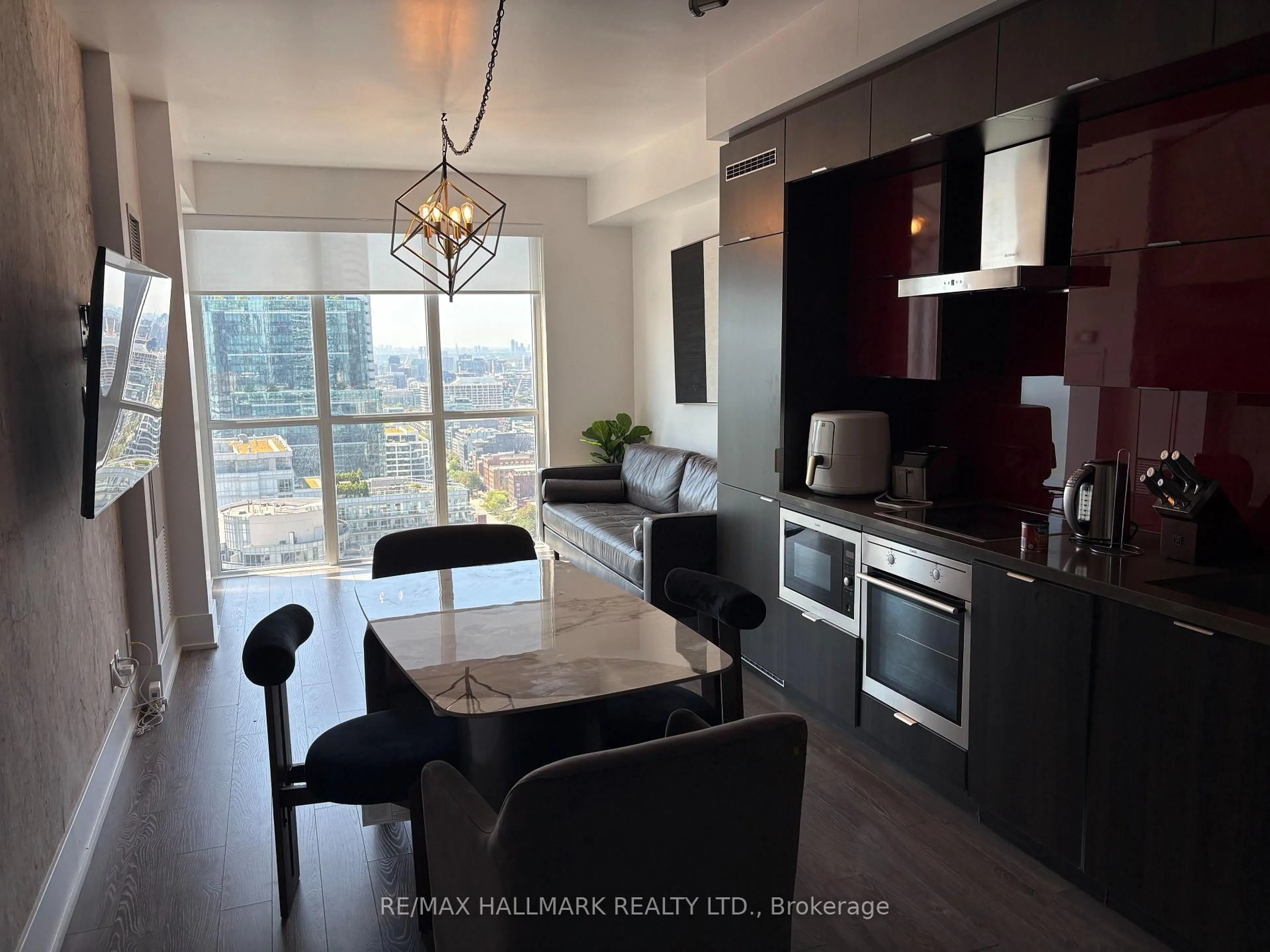 Open concept kitchen, unknown for 300 Front St #3513, Toronto Ontario M5V 0E9