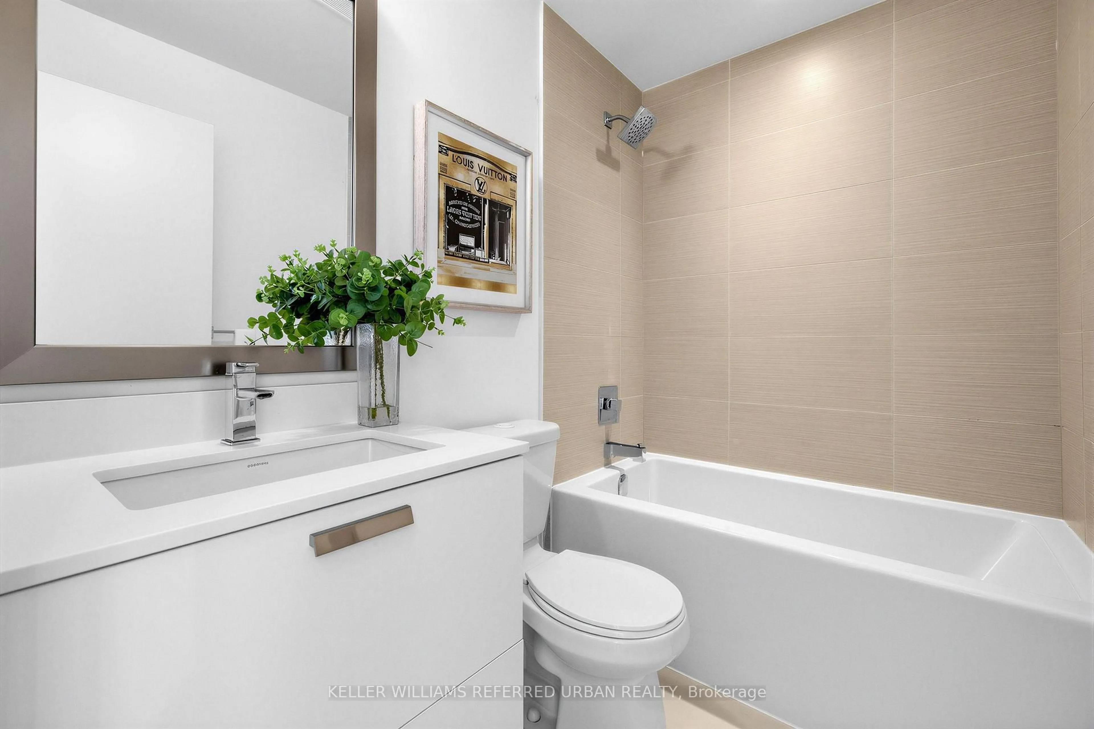 Standard bathroom, ceramic/tile floor for 9 Bogert Ave #2909, Toronto Ontario M2N 0H3