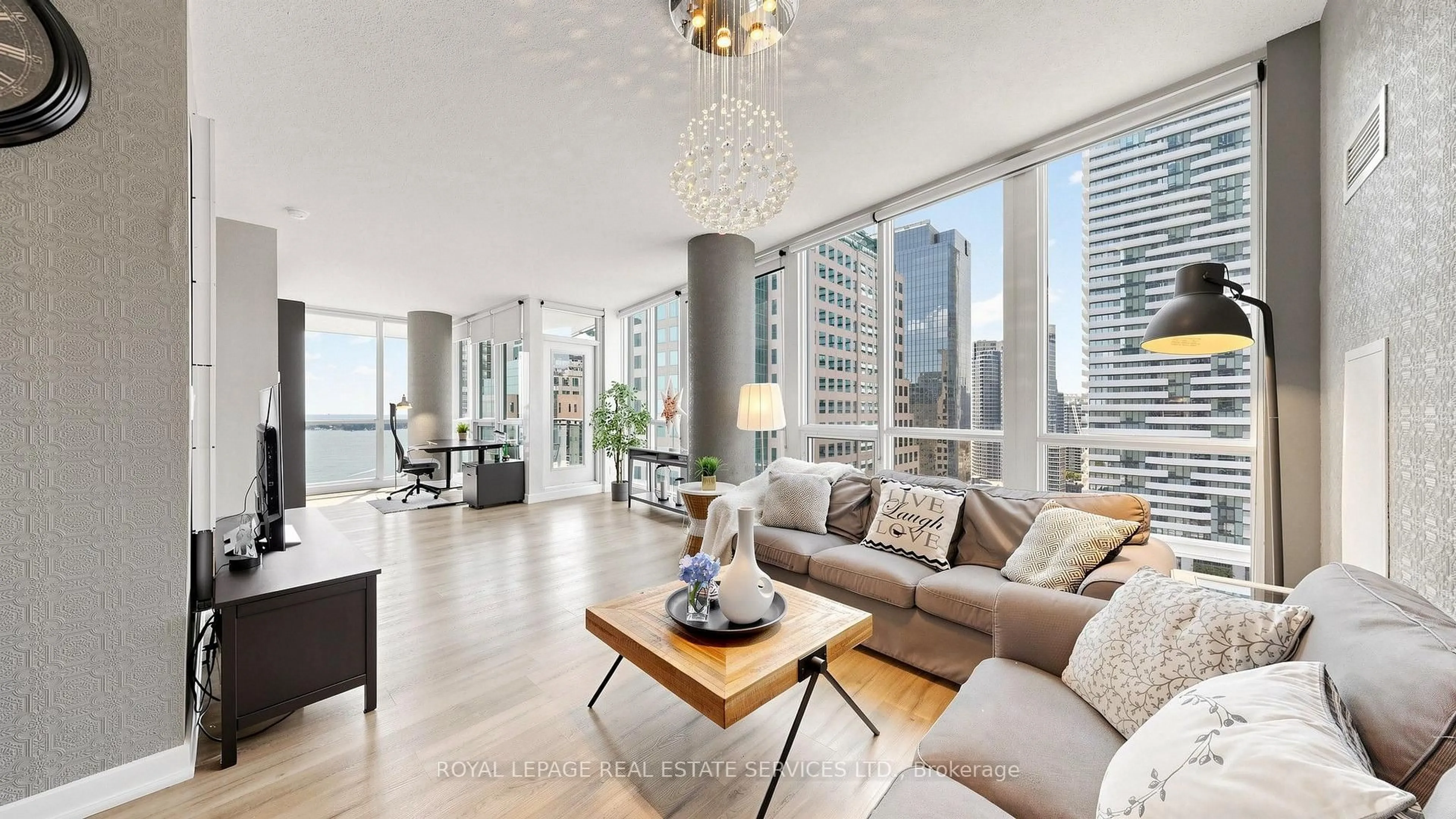 Living room with furniture, unknown for 33 Bay St #2212, Toronto Ontario M5J 2Z3