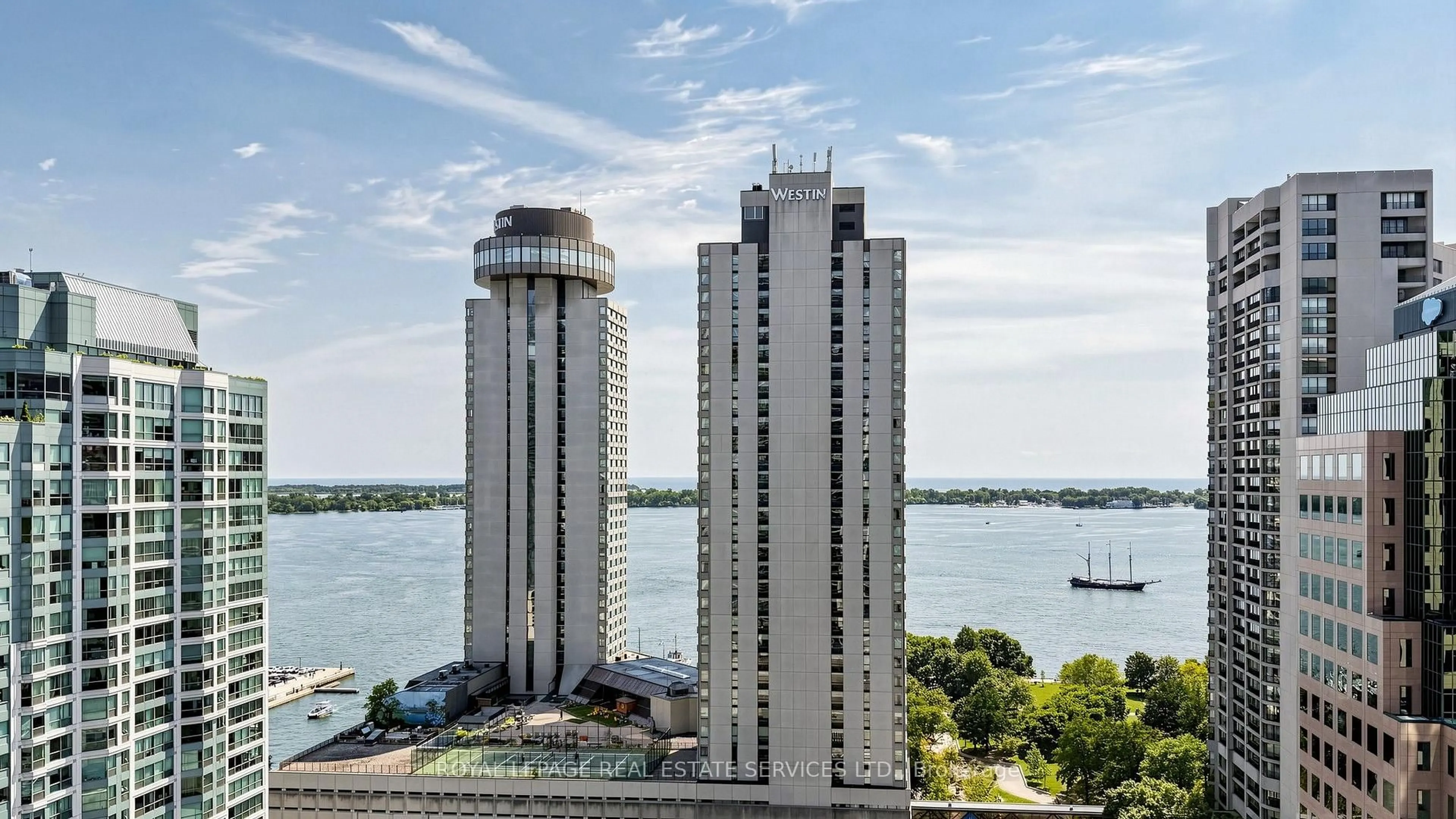 Unknown for 33 Bay St #2212, Toronto Ontario M5J 2Z3