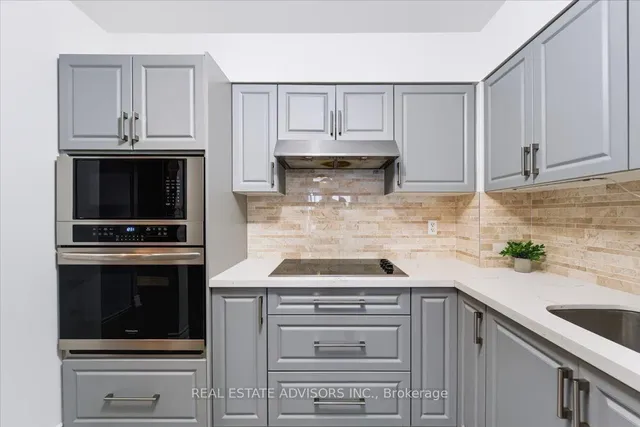 21 Overlea Blvd Ph#07, Toronto 5