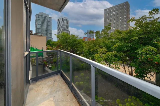 25 Carlton St #603, Toronto 4