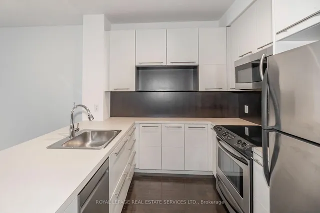 25 Carlton St #603, Toronto 5