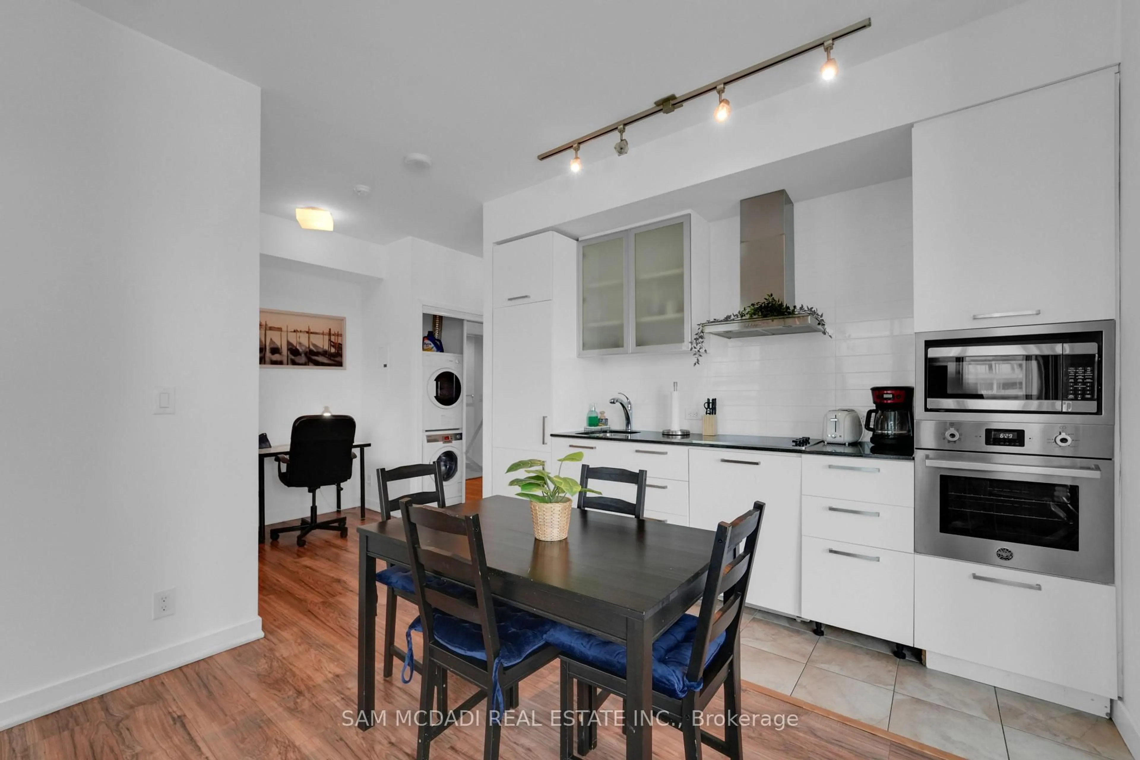 Open concept kitchen, unknown for 12 York St #2307, Toronto Ontario M5J 0A9