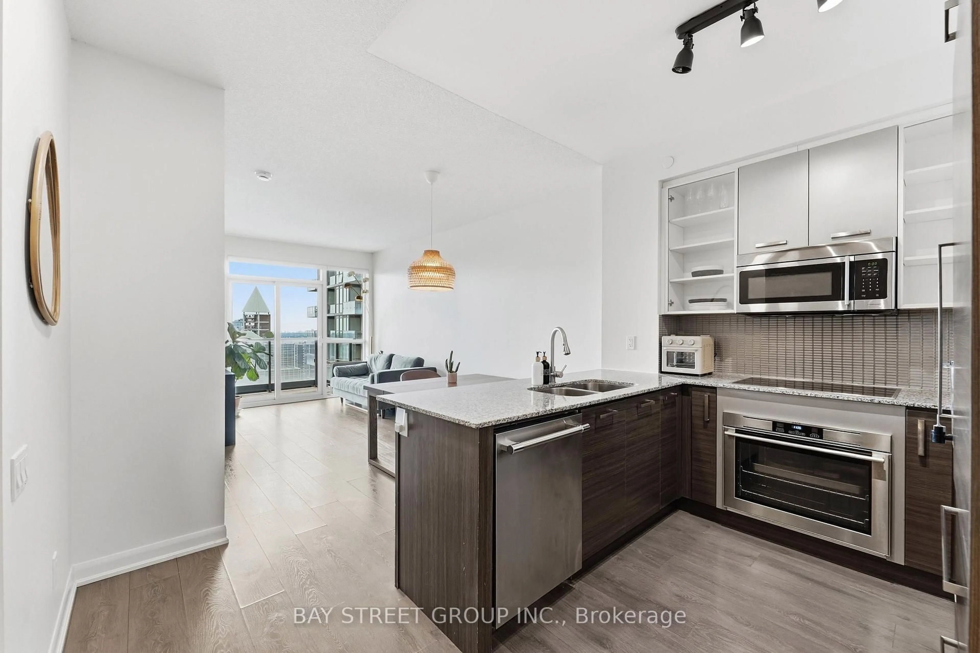 Open concept kitchen, unknown for 5168 Yonge St #3602, Toronto Ontario M2N 0G1