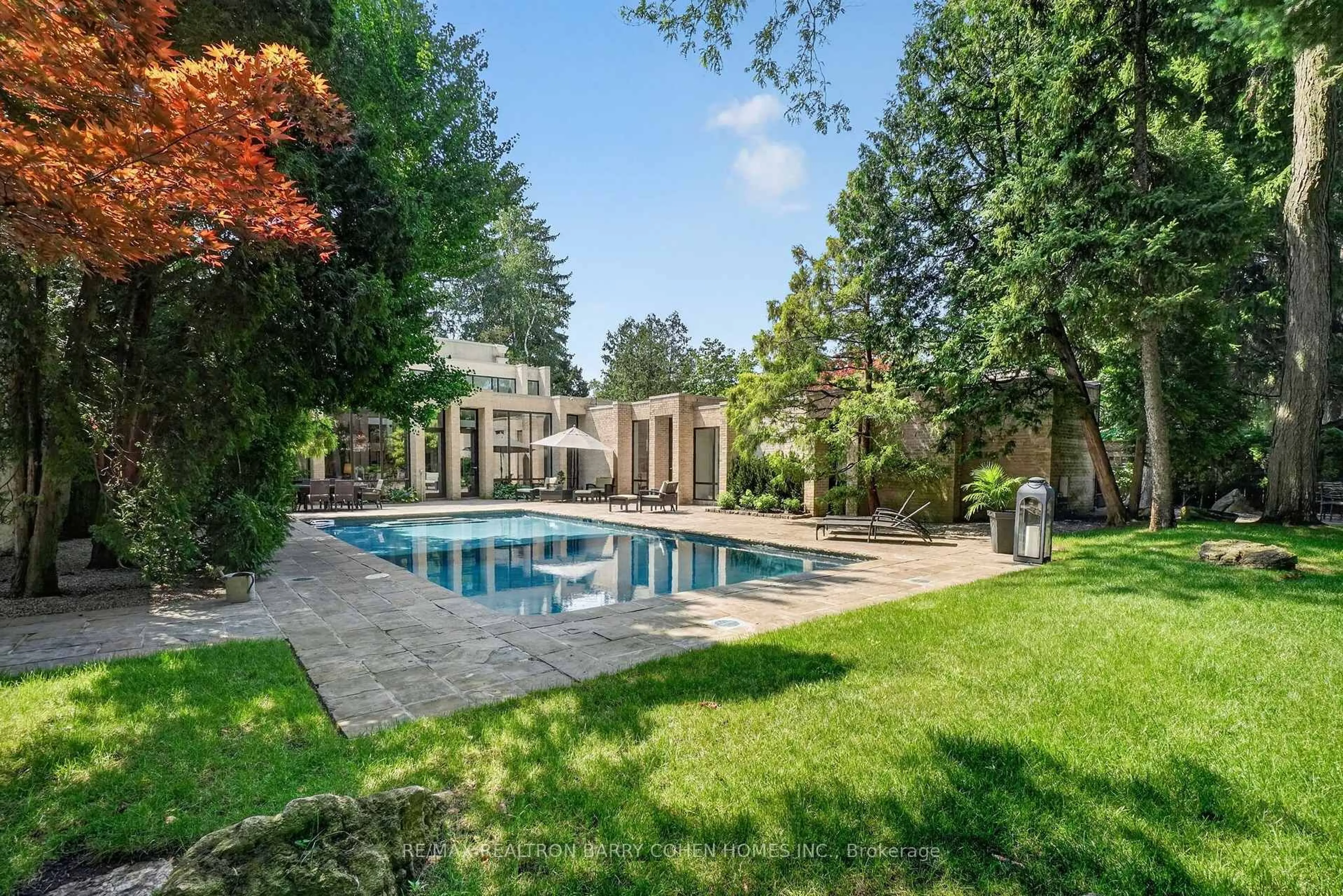 Pool for 12 Tudor Gate, Toronto Ontario M2L 1N4