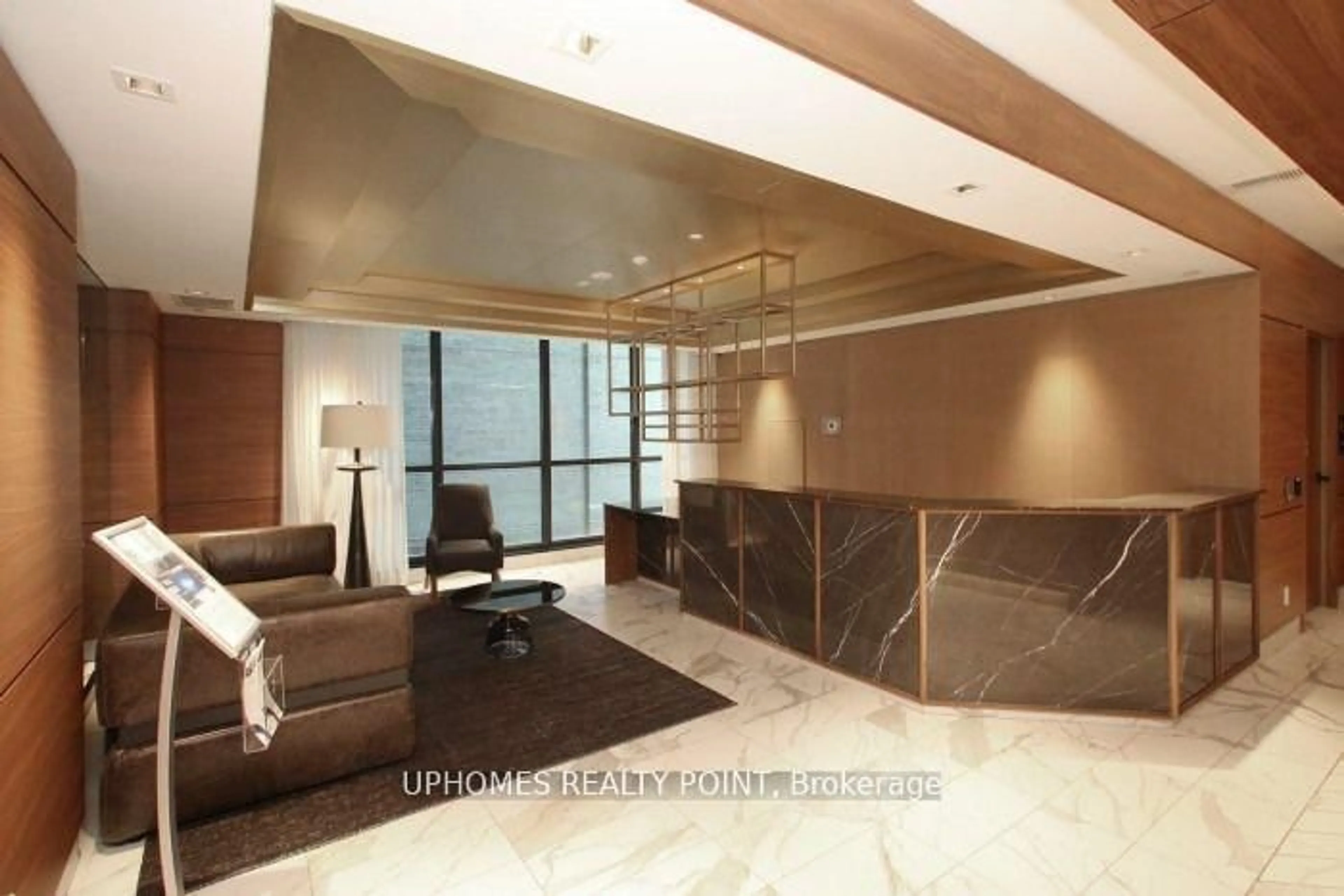 Indoor foyer for 327 King St #2708, Toronto Ontario M5V 1J5