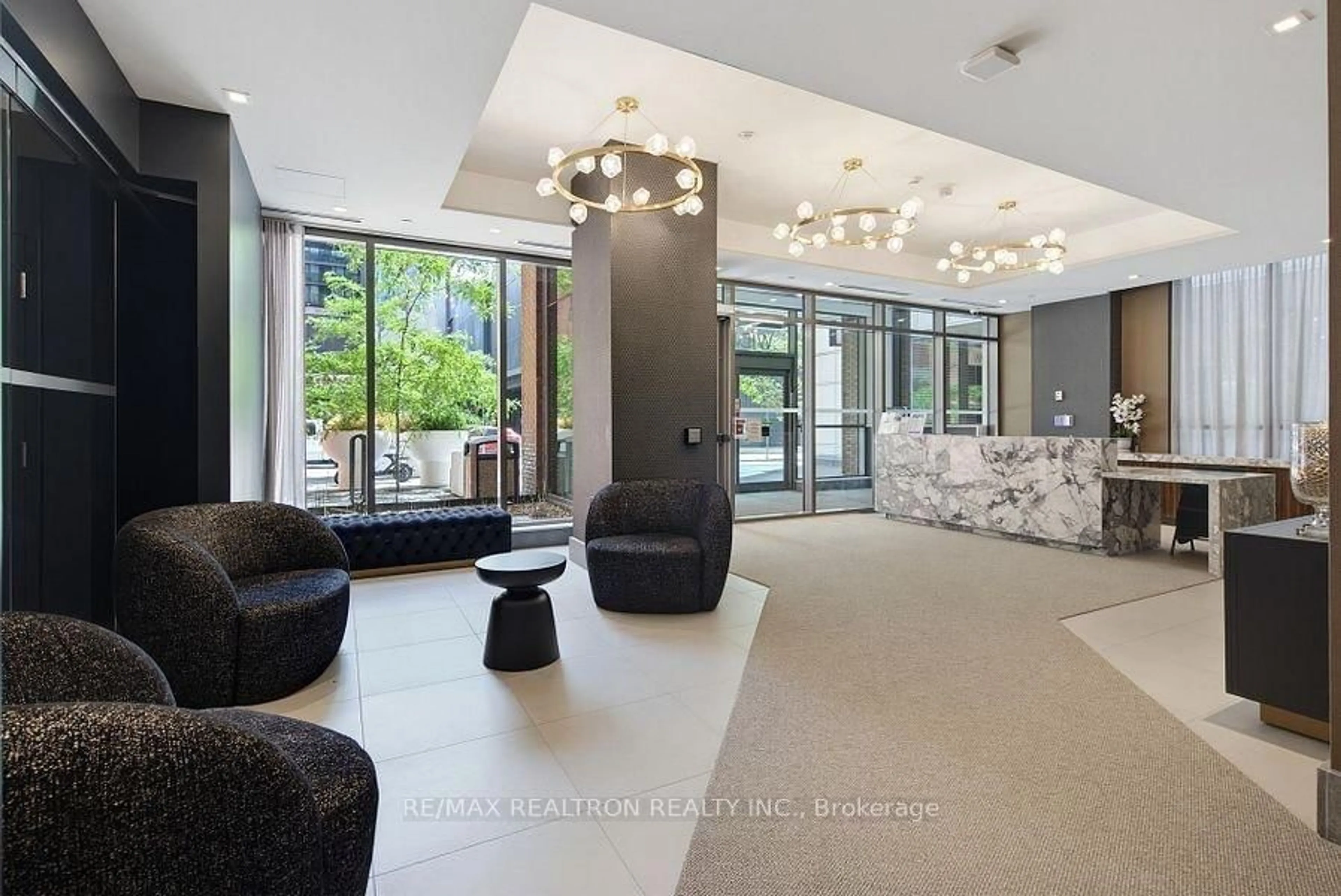 Lobby for 8 Widmer St #4303, Toronto Ontario M5V 0W6