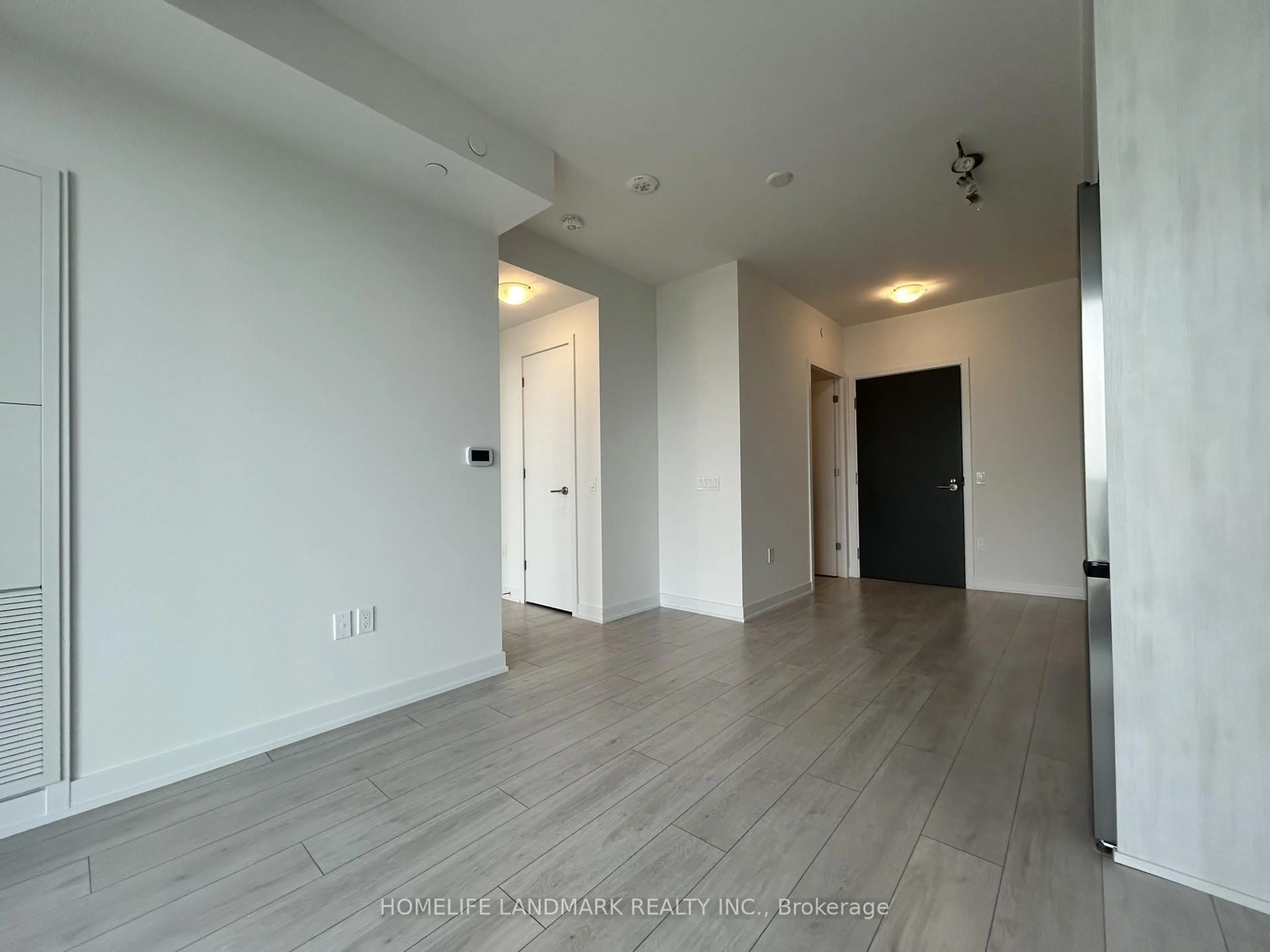 A pic of a room for 5858 Yonge St #3112, Toronto Ontario M2M 0C6
