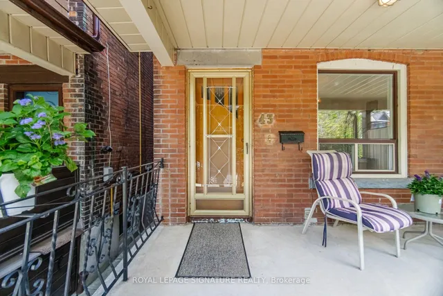 43 Marchmount Rd, Toronto 5