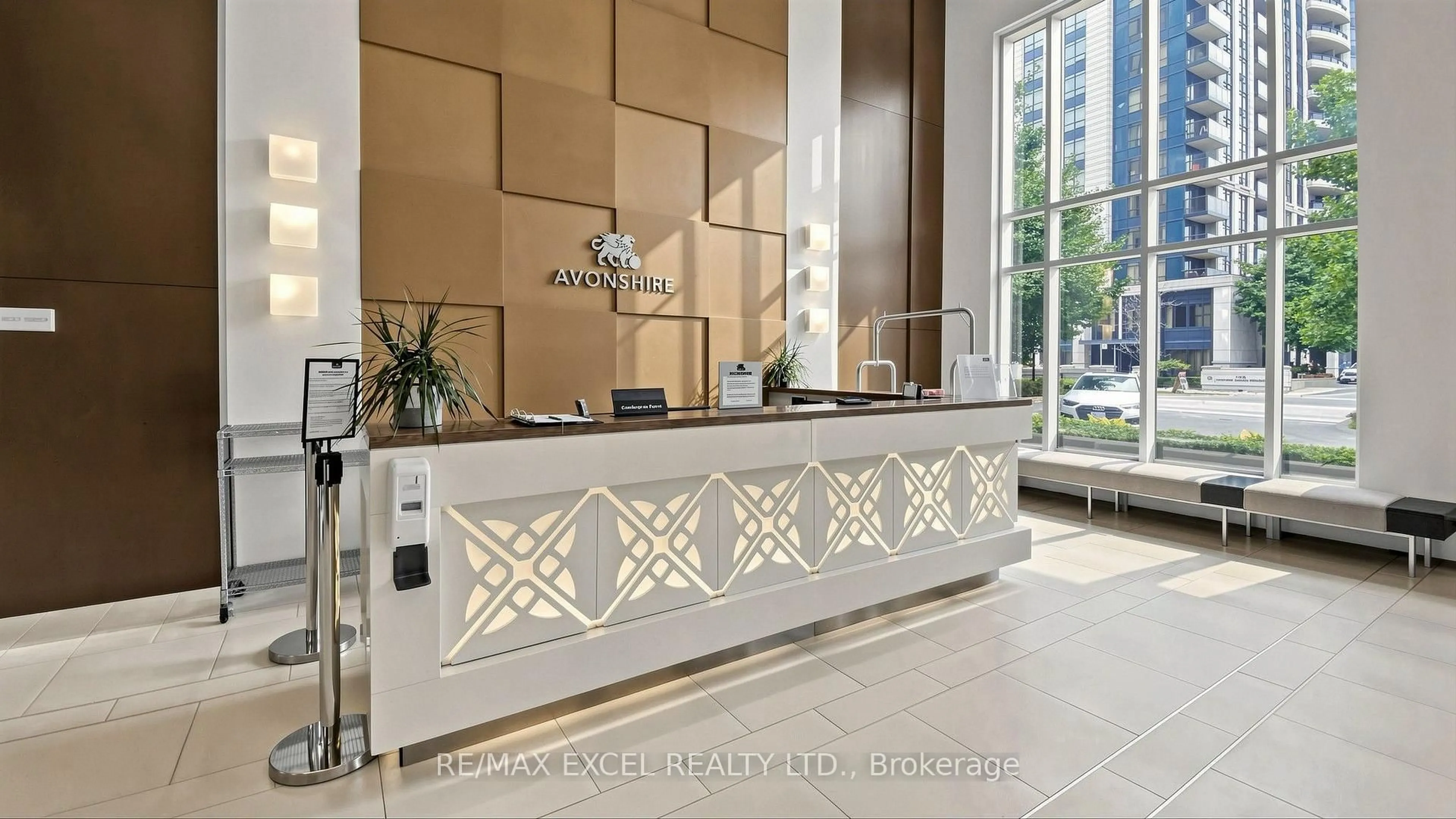 Lobby for 100 Harrison Garden Blvd #602, Toronto Ontario M2N 0C2