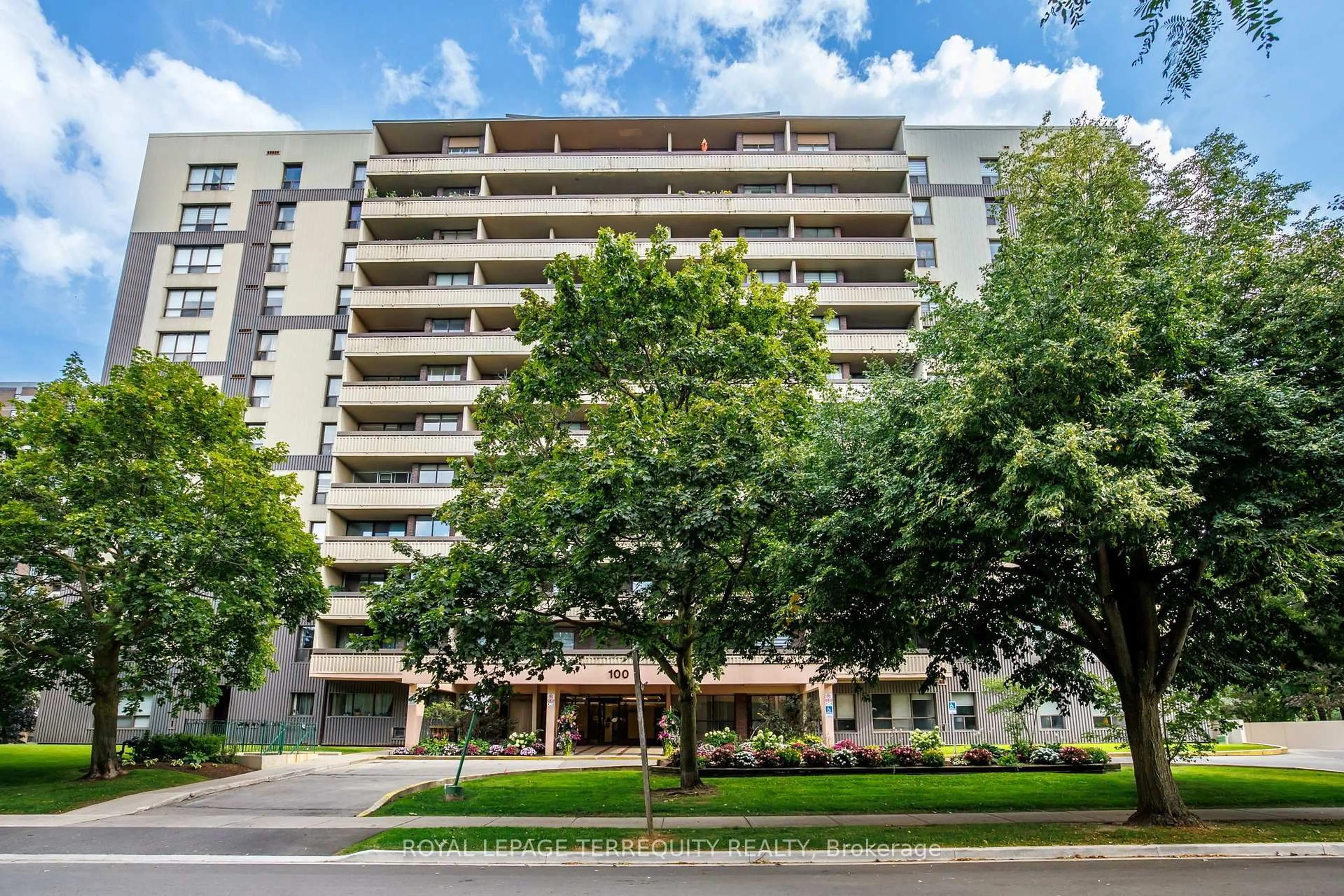 Patio, unknown for 100 Canyon Ave #1203, Toronto Ontario M3H 5T9
