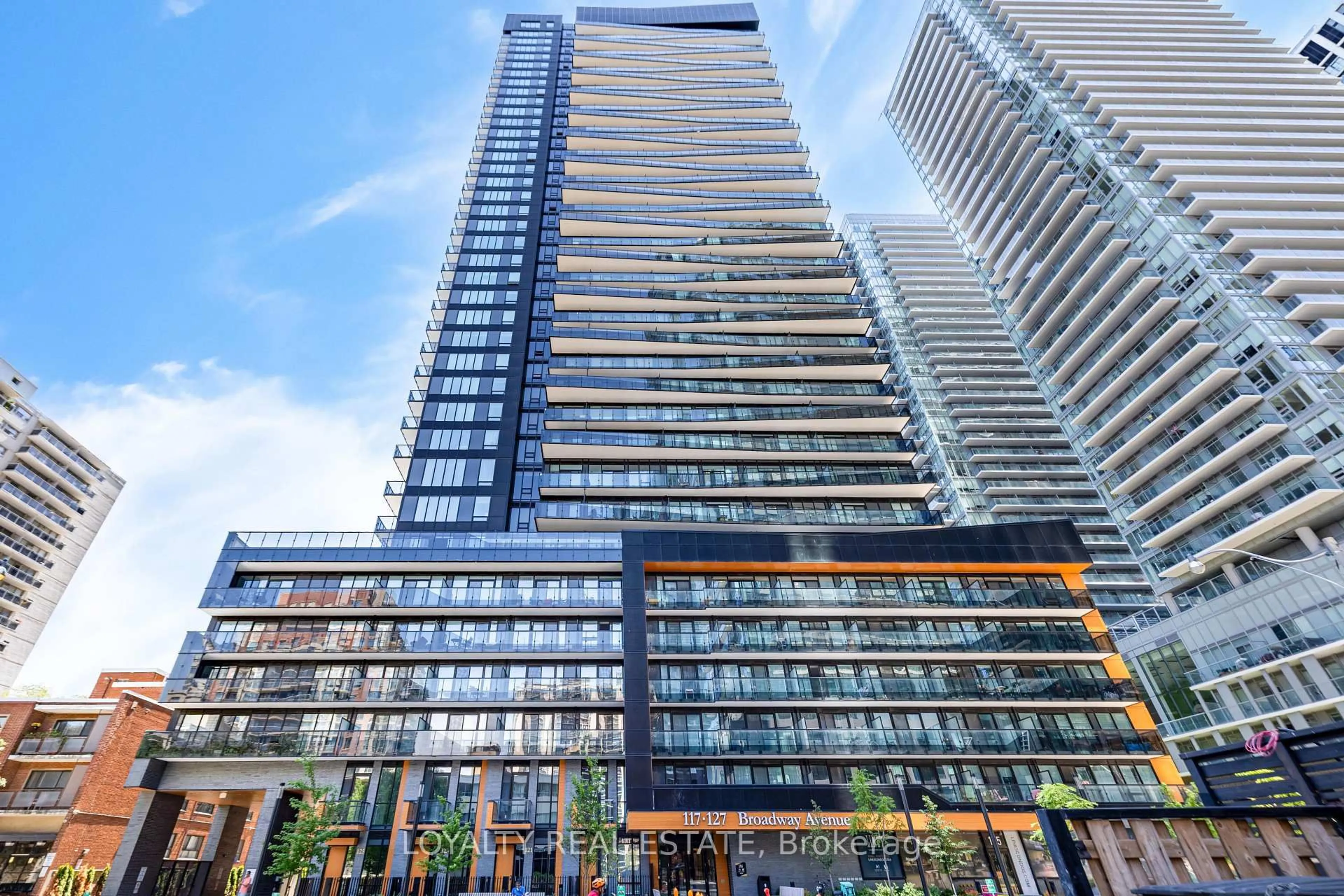 Unknown for 117 Broadway Ave #211, Toronto Ontario M4P 1V3