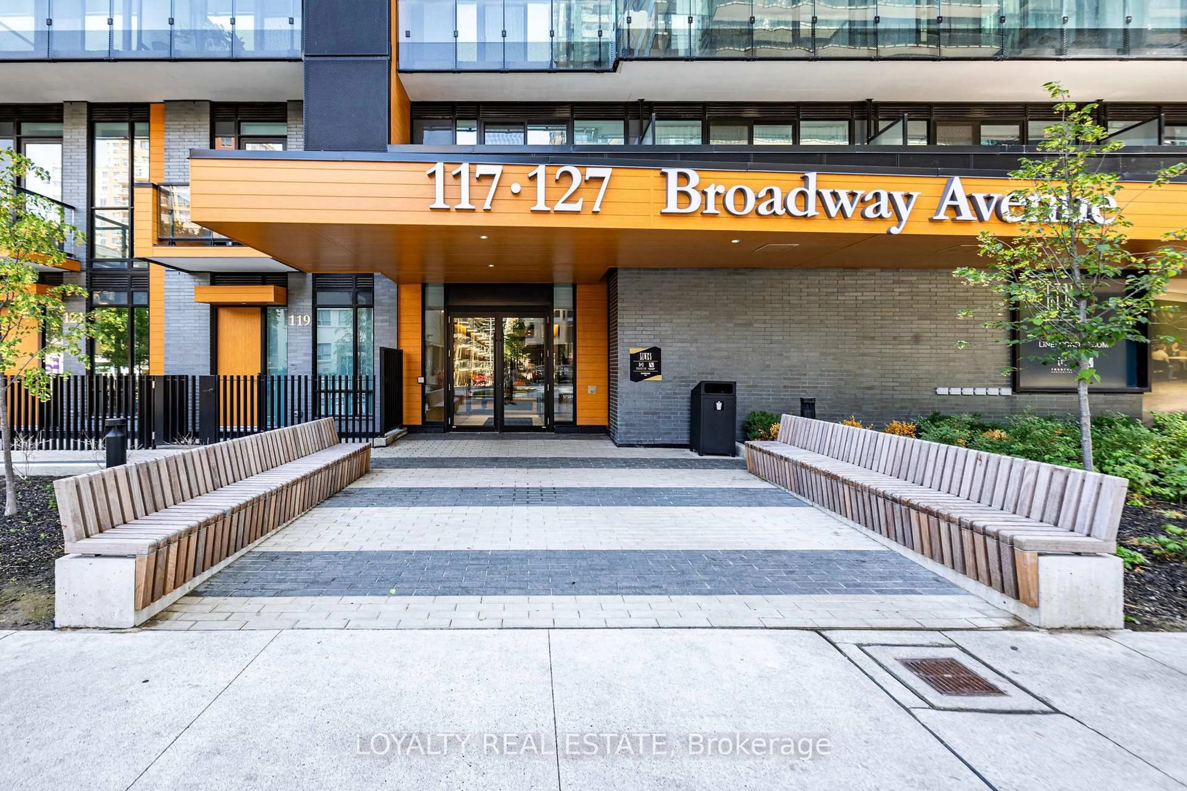 Unknown for 117 Broadway Ave #211, Toronto Ontario M4P 1V3