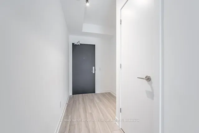 458 Richmond St #806, Toronto 3