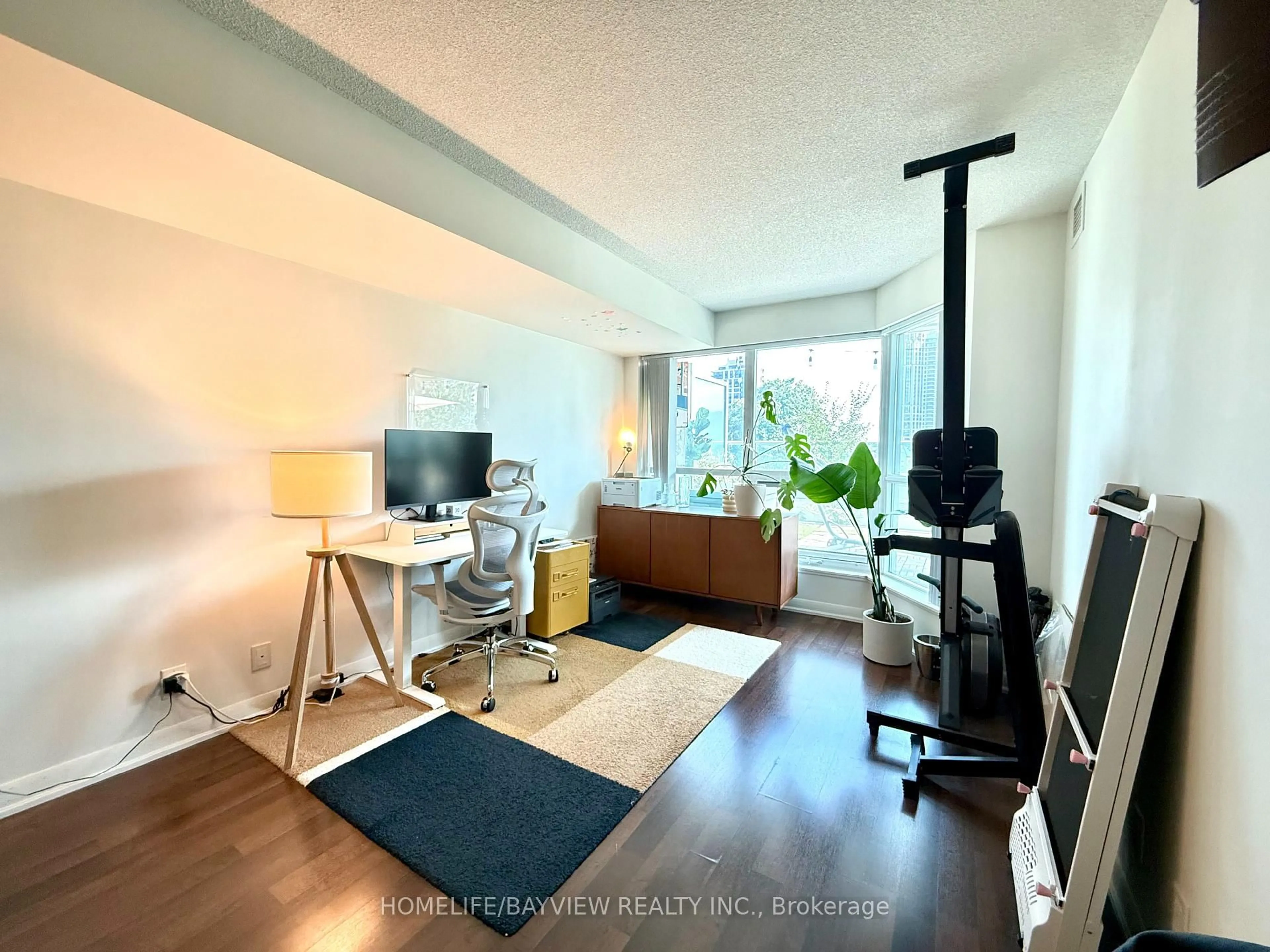 A pic of a room for 17 Anndale Dr #315, Toronto Ontario M2N 2W7