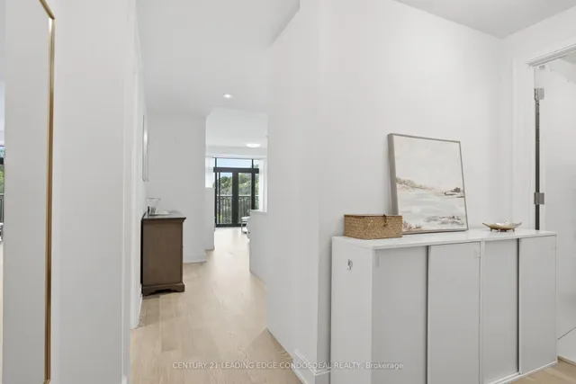 1 Strathgowan Ave #503, Toronto 5