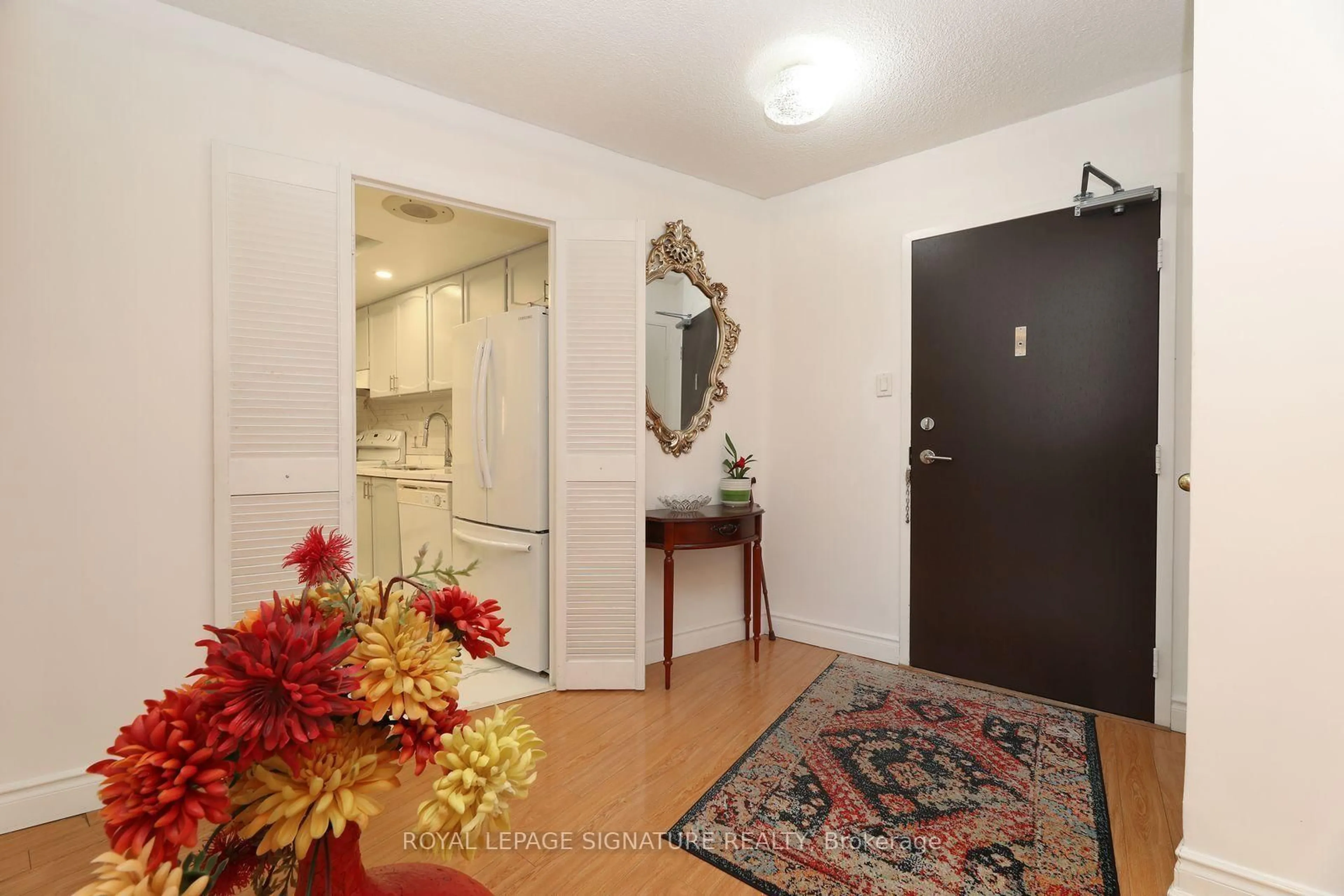 Indoor entryway for 3303 Don Mills Rd #1402, Toronto Ontario M2J 4T6