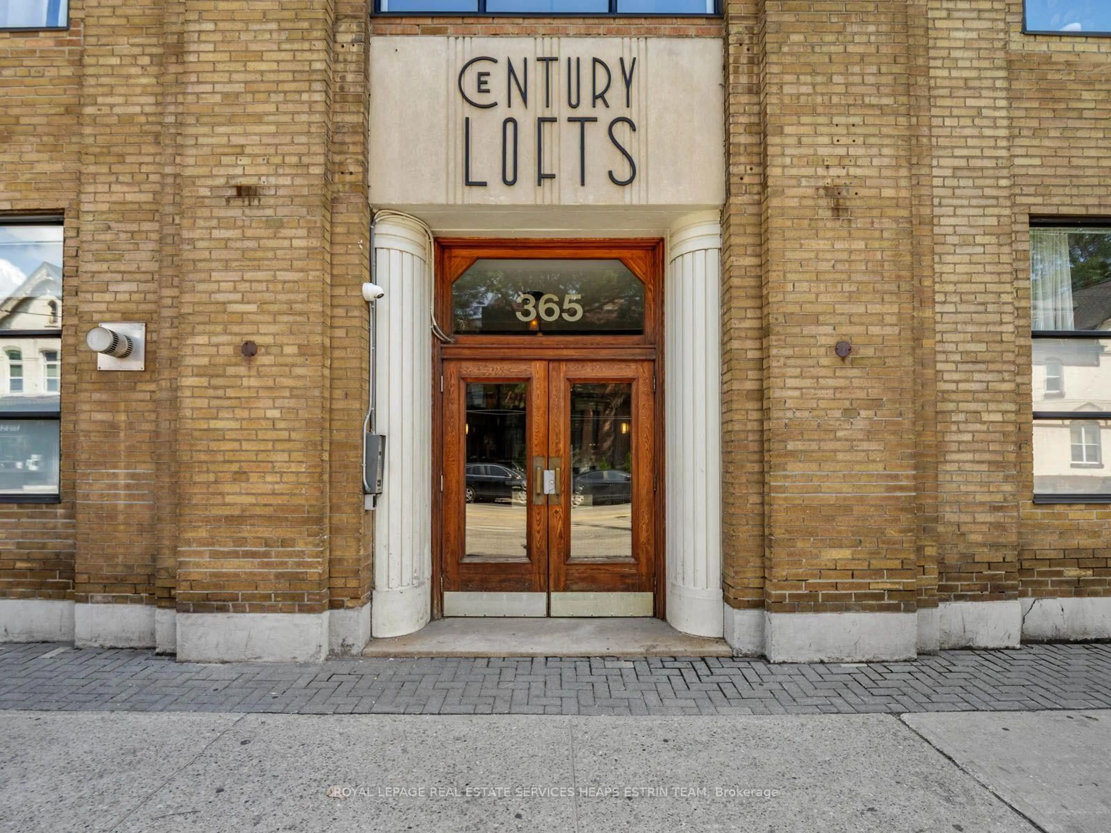 Unknown for 365 Dundas St #207, Toronto Ontario M5A 4R9