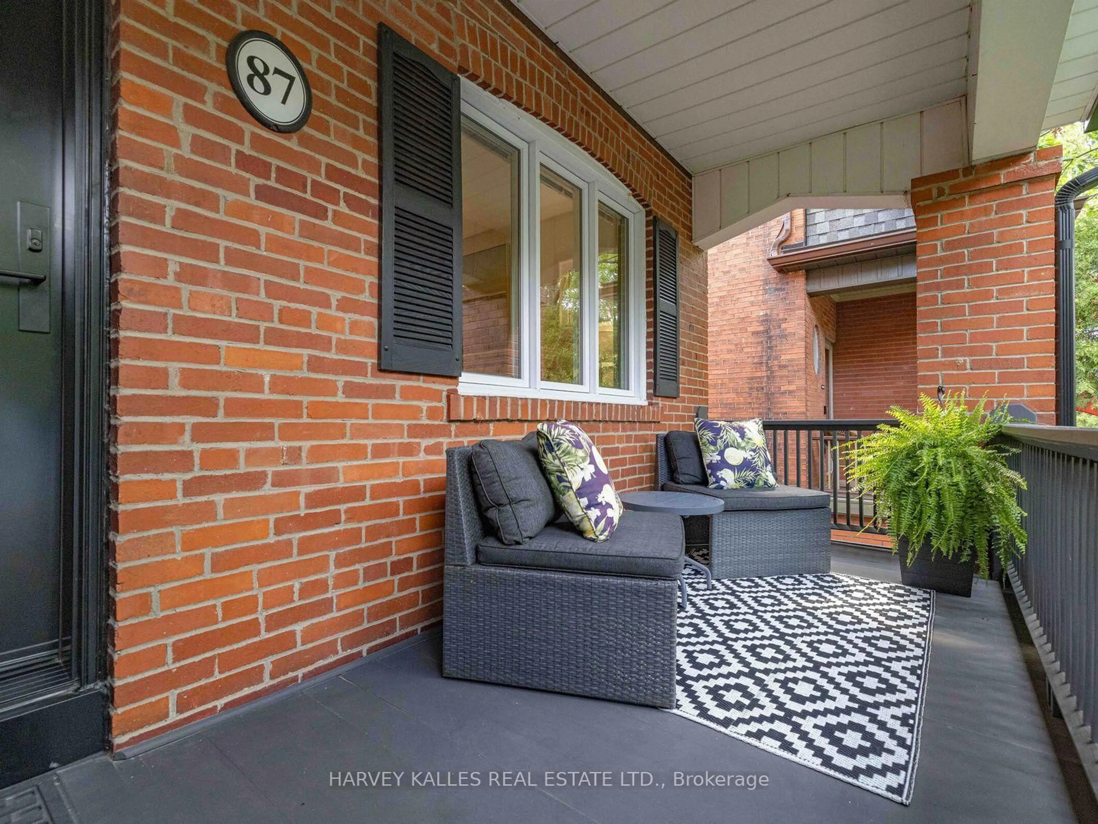 Patio, street for 87 Castlefield Ave, Toronto Ontario M4R 1G5