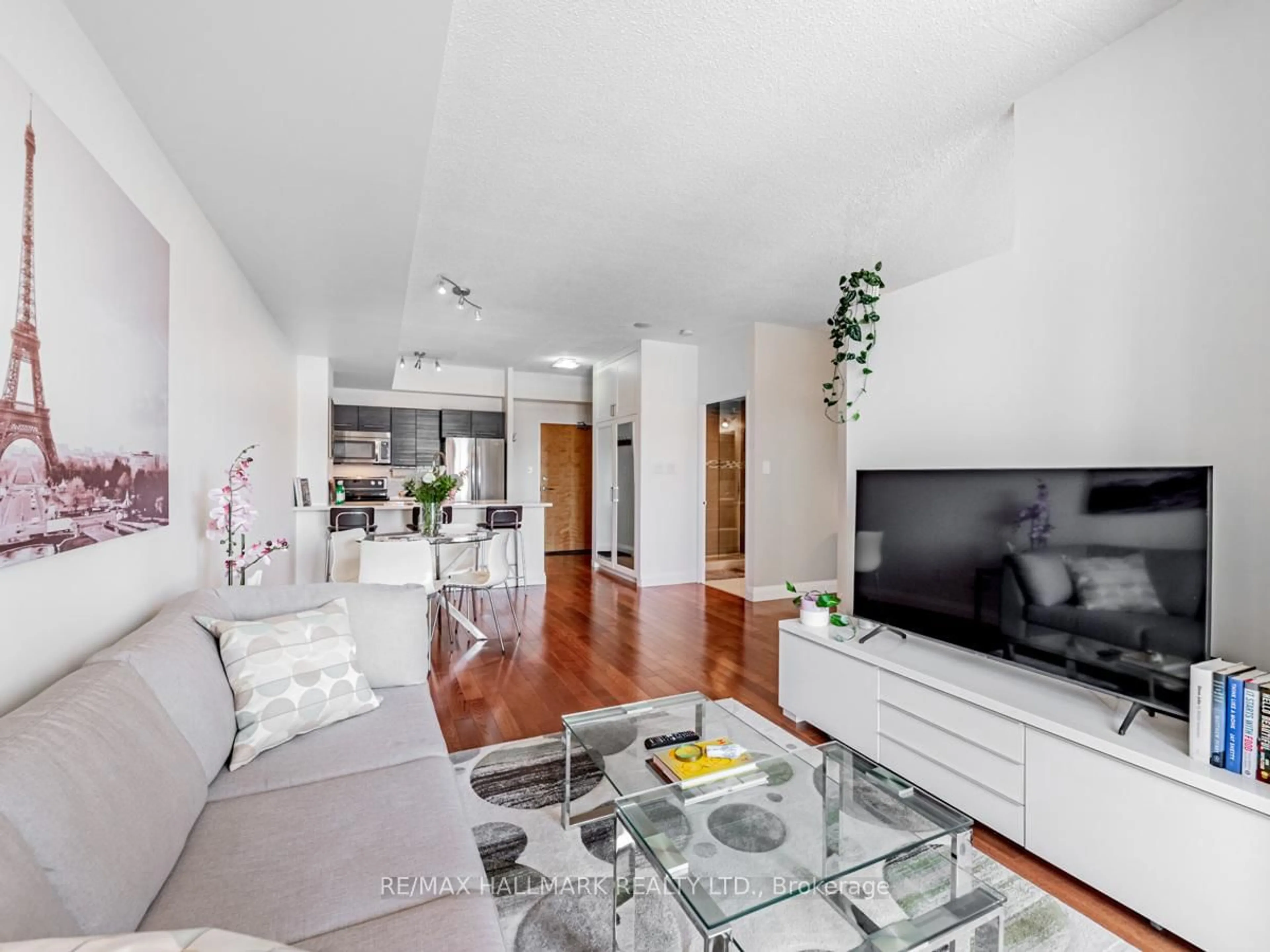 Living room with furniture, unknown for 39 Parliament St #1102, Toronto Ontario M5A 4R2