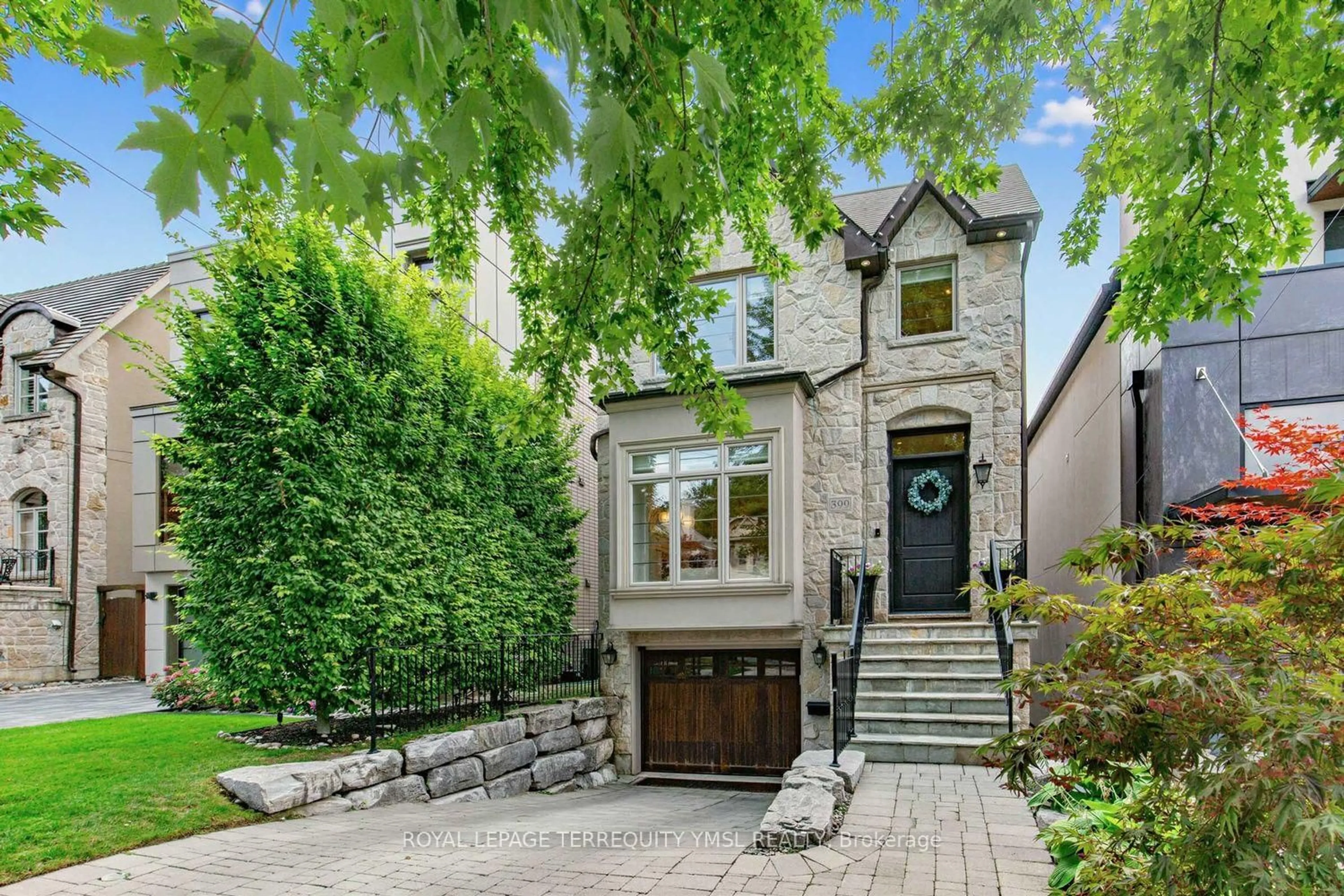 Home with brick exterior material, street for 399 Fairlawn Ave, Toronto Ontario M5M 1T7