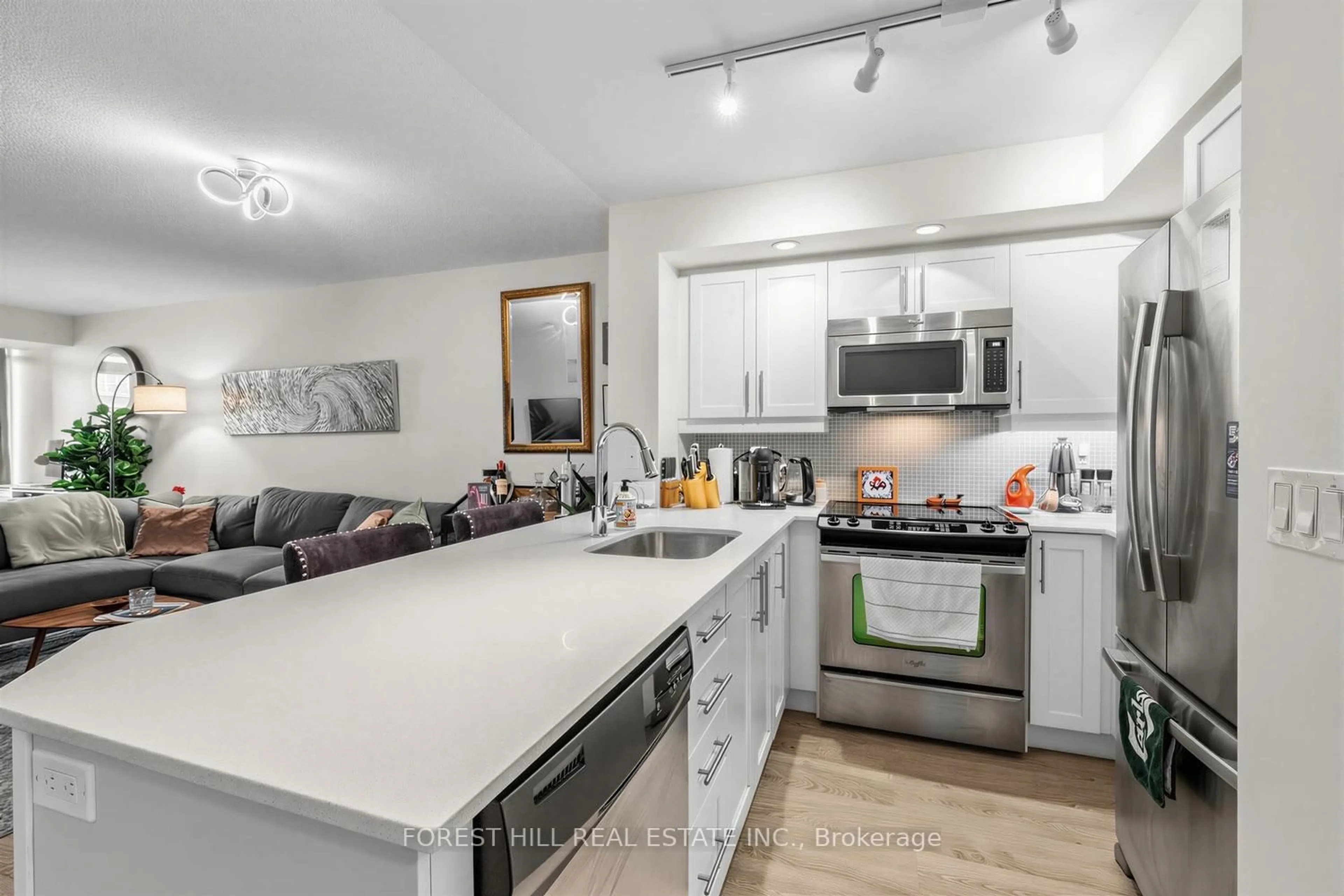 Open concept kitchen, unknown for 85 East Liberty St #913, Toronto Ontario M6K 3R4