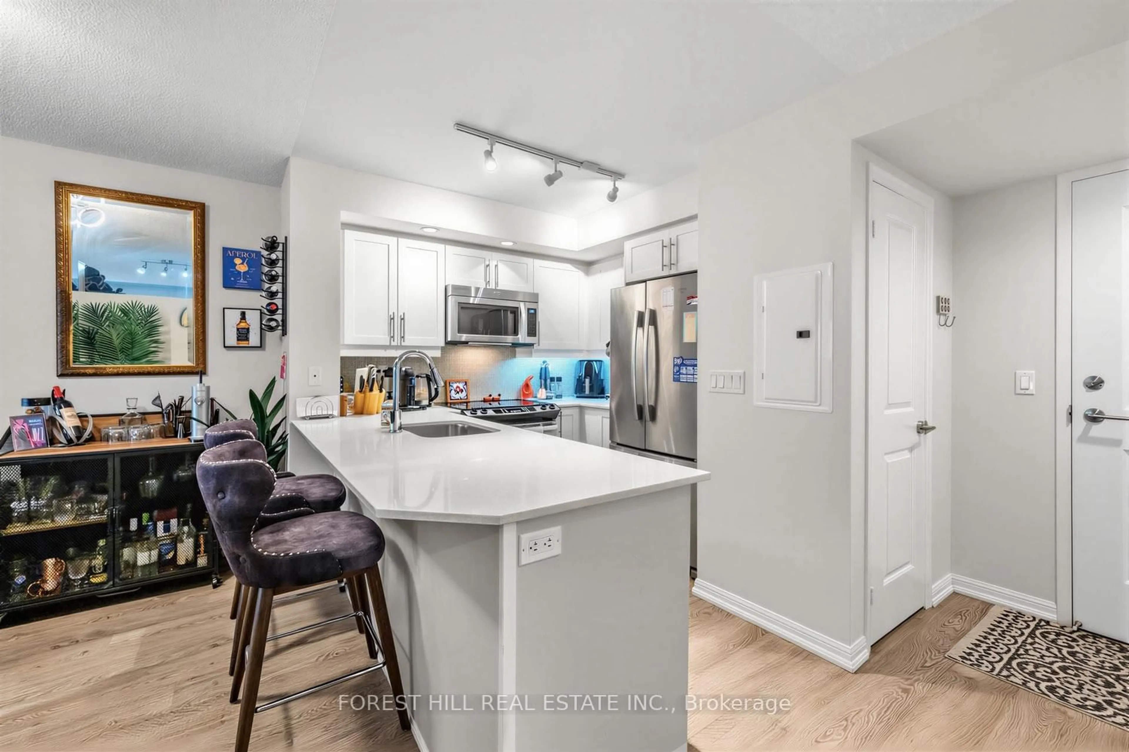 Open concept kitchen, unknown for 85 East Liberty St #913, Toronto Ontario M6K 3R4